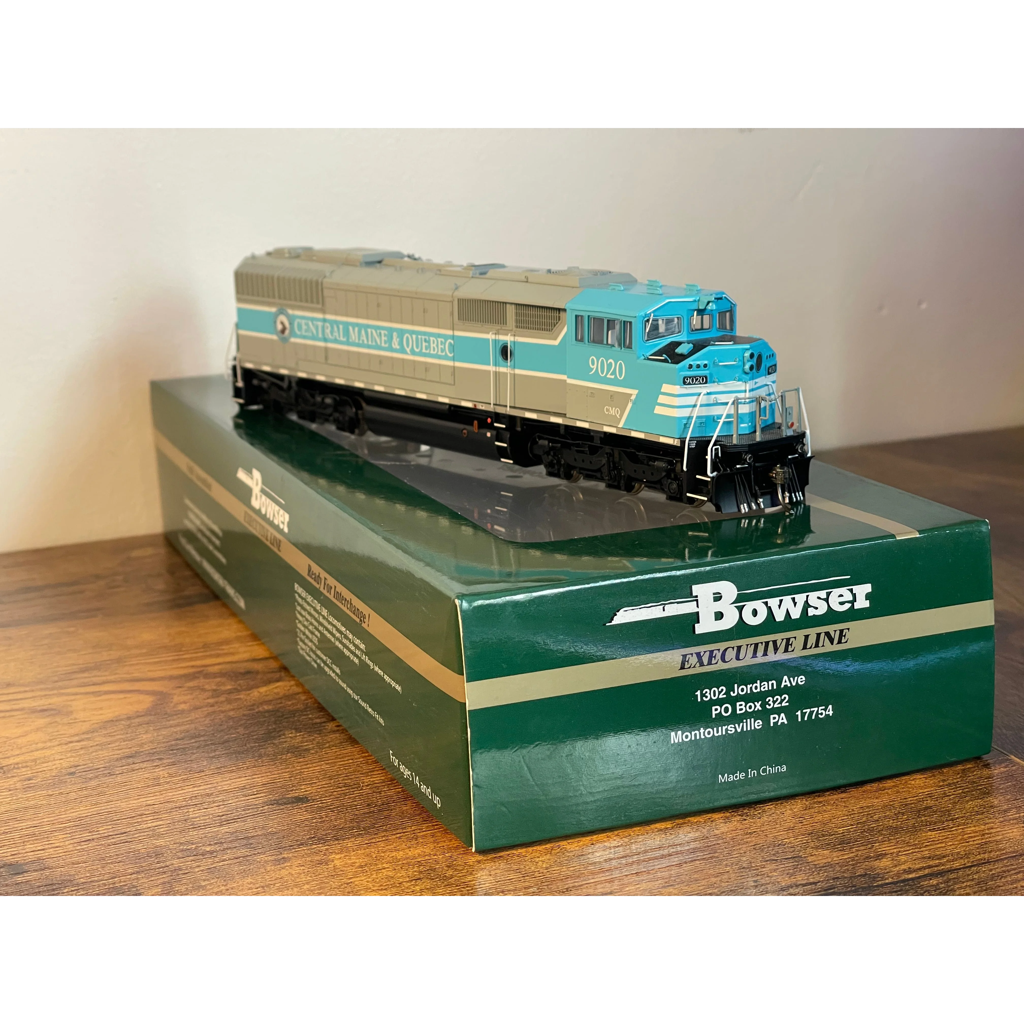 Bowser Executive Line: CM&Q SD40-2F #9020