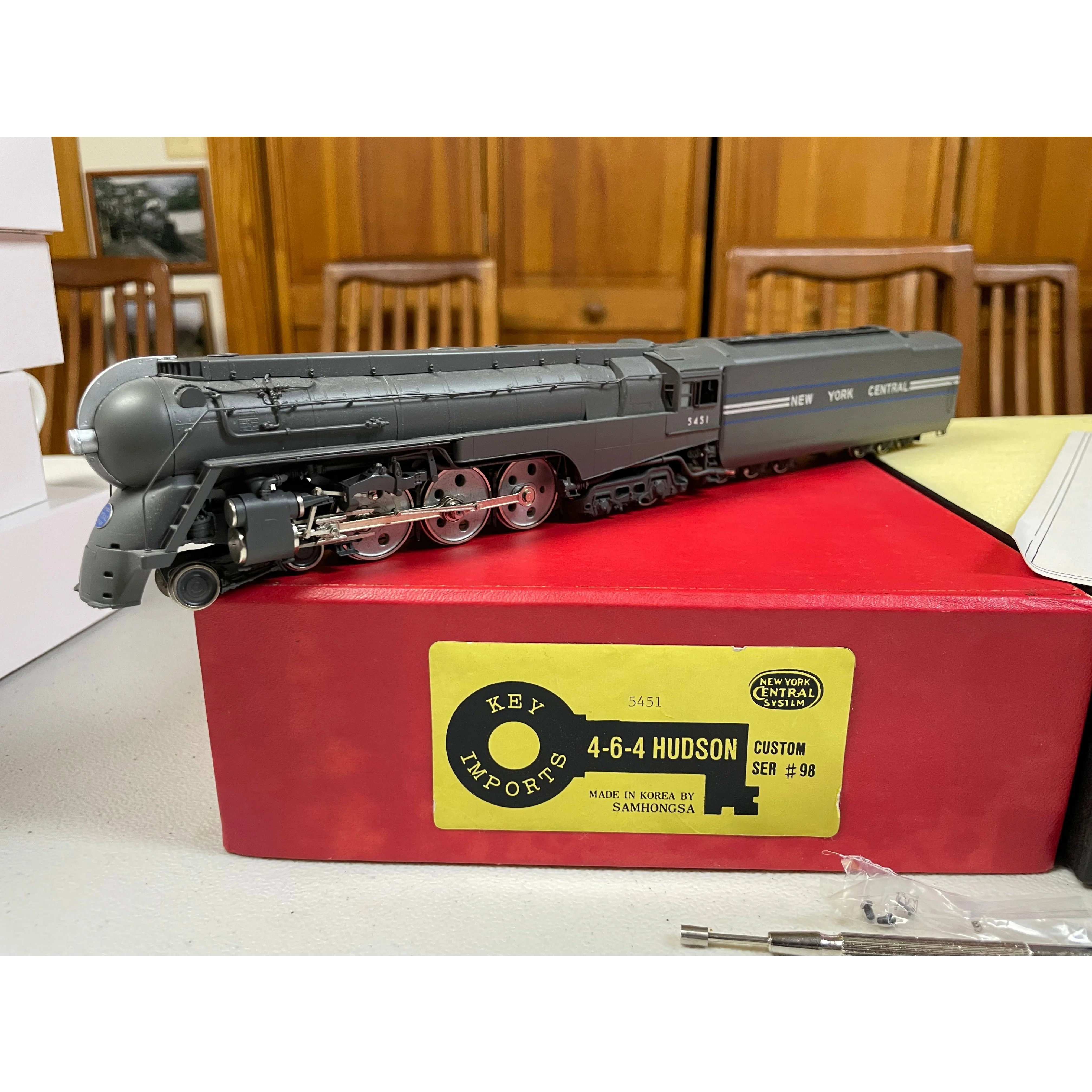 HO BRASS KEY IMPORTS 4-6-4 HUDSON NYC #5451 STEAM LOCOMOTIVE SAMHONGSA LNIB — photo 15