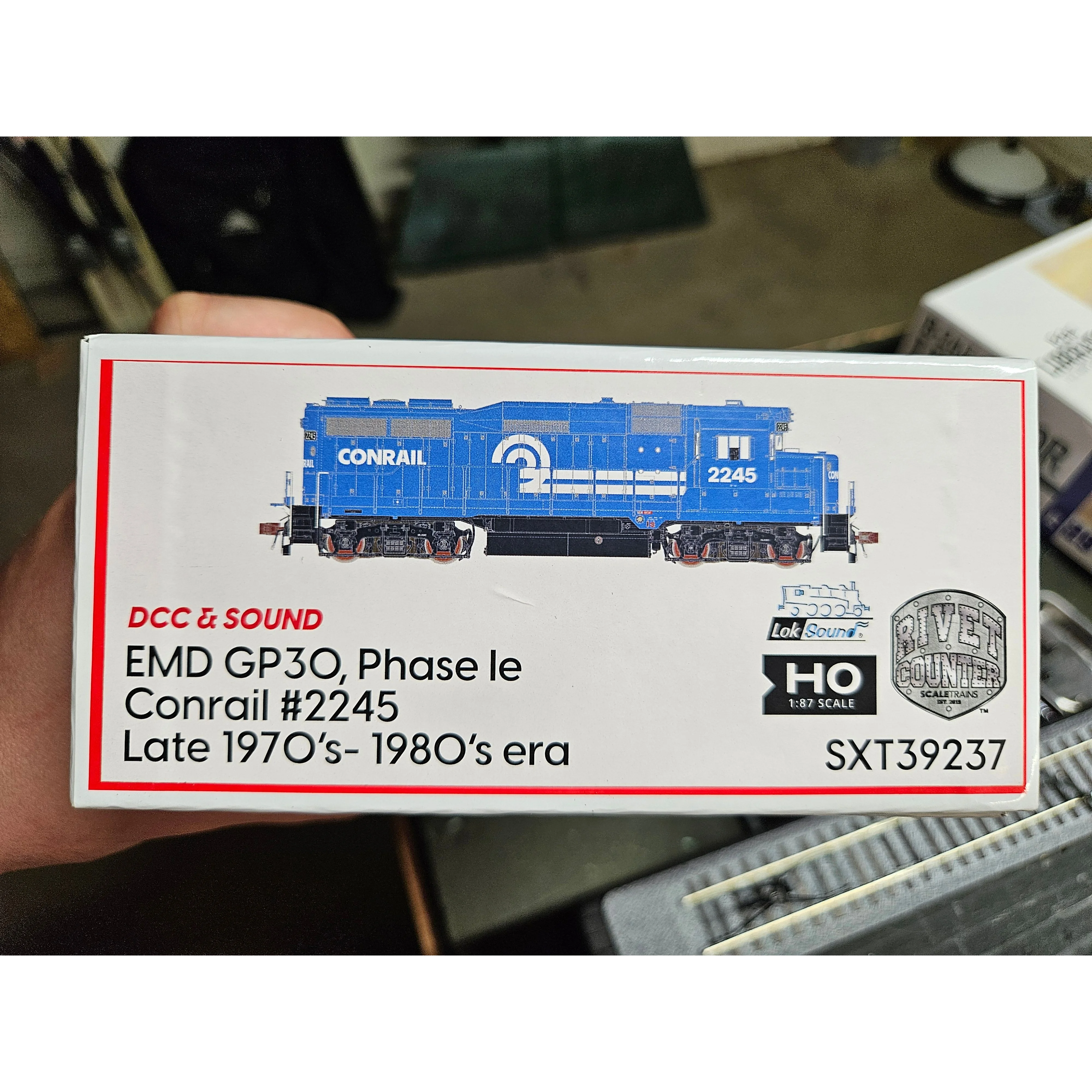 Scaletrains Rivet Counter Conrail Gp30 DCC and Sound