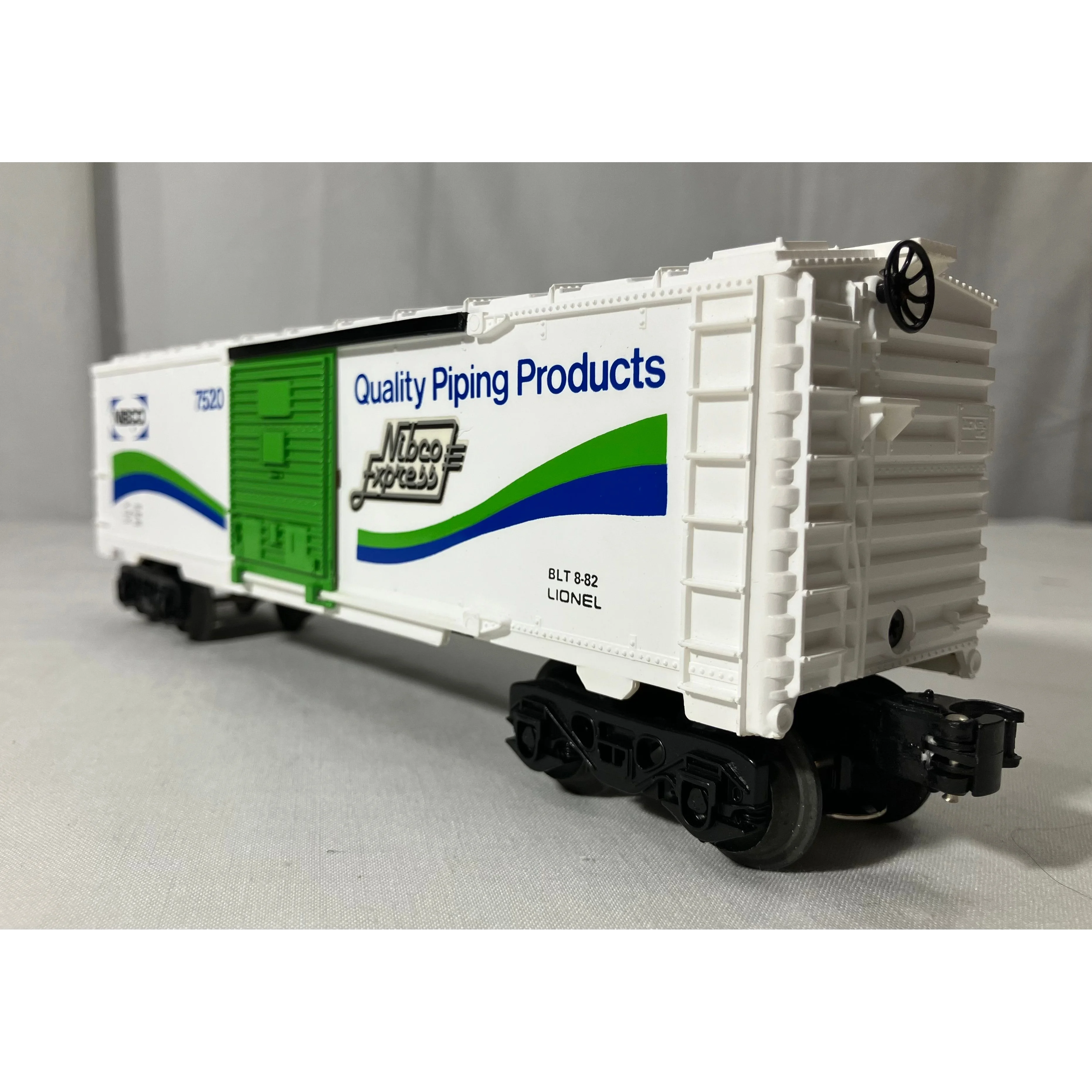 Lionel O scale 3 rail 6-7520 NIBCO boxcar HARD TO FIND — photo 2