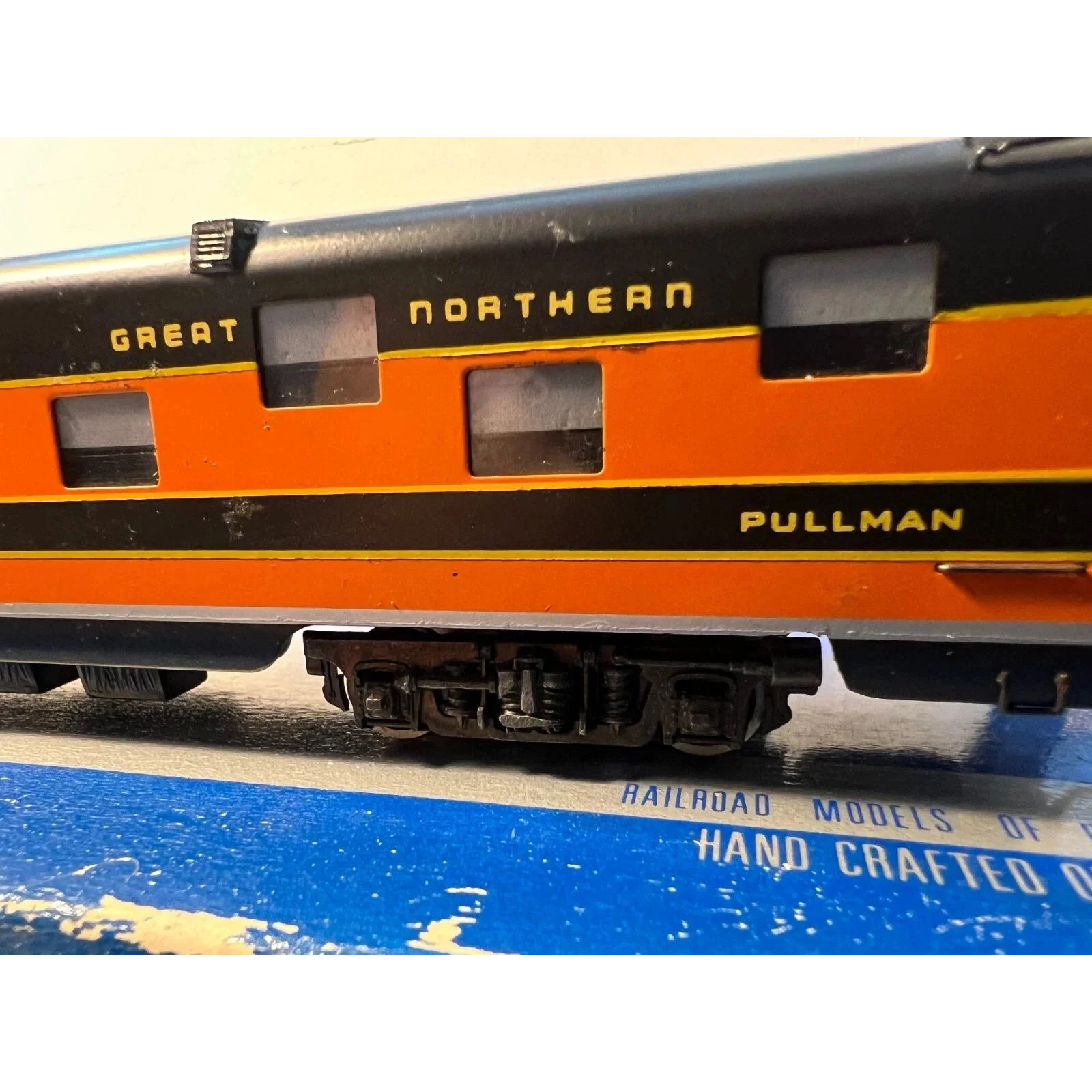 BRASS GREAT NORTHERN SLEEPING CAR by KATSUMI # 503 CUSTOM DETAILED HO SCALE — photo 6