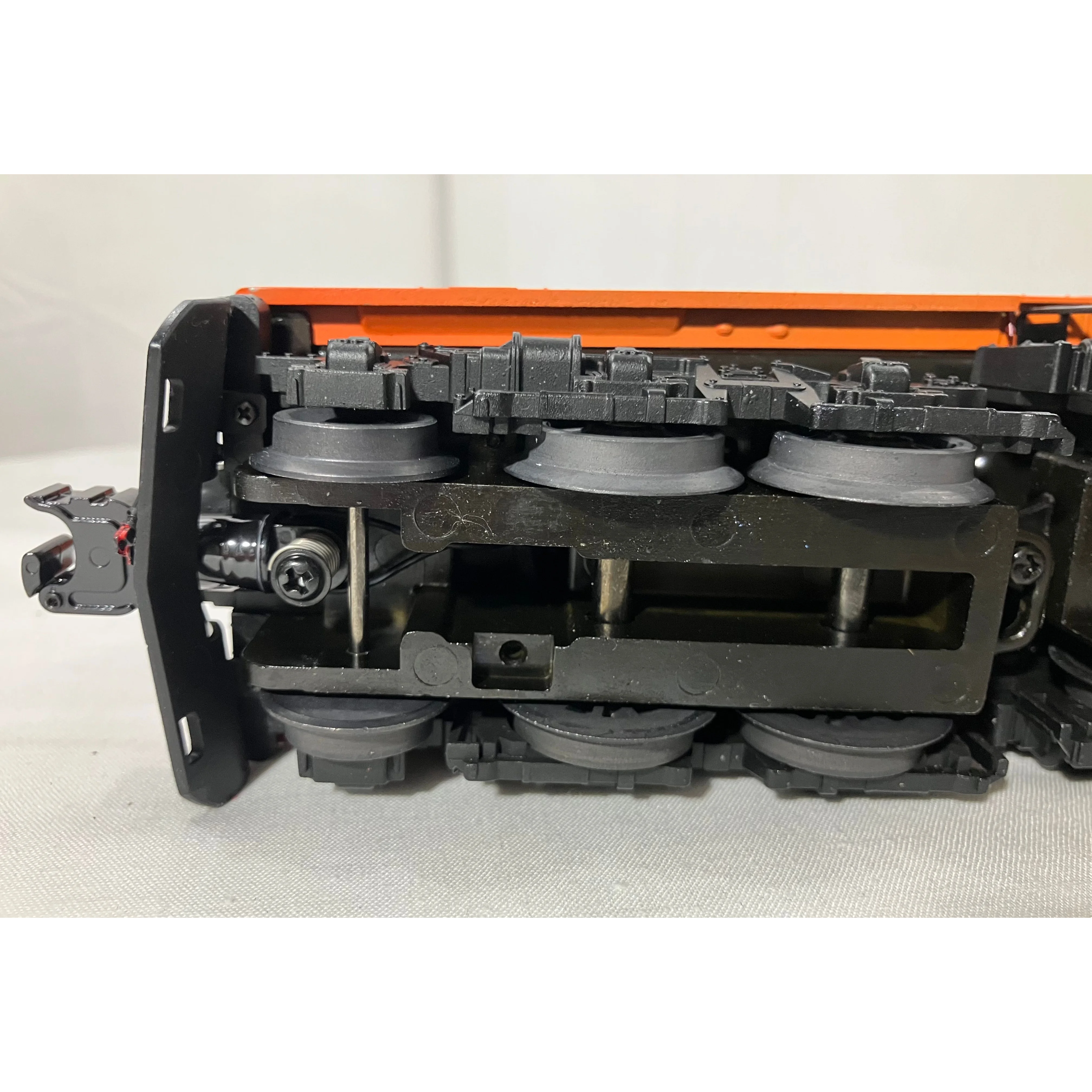 Lionel 6-18384 Milwaukee Road Bi-Polar Electric E2 — photo 10