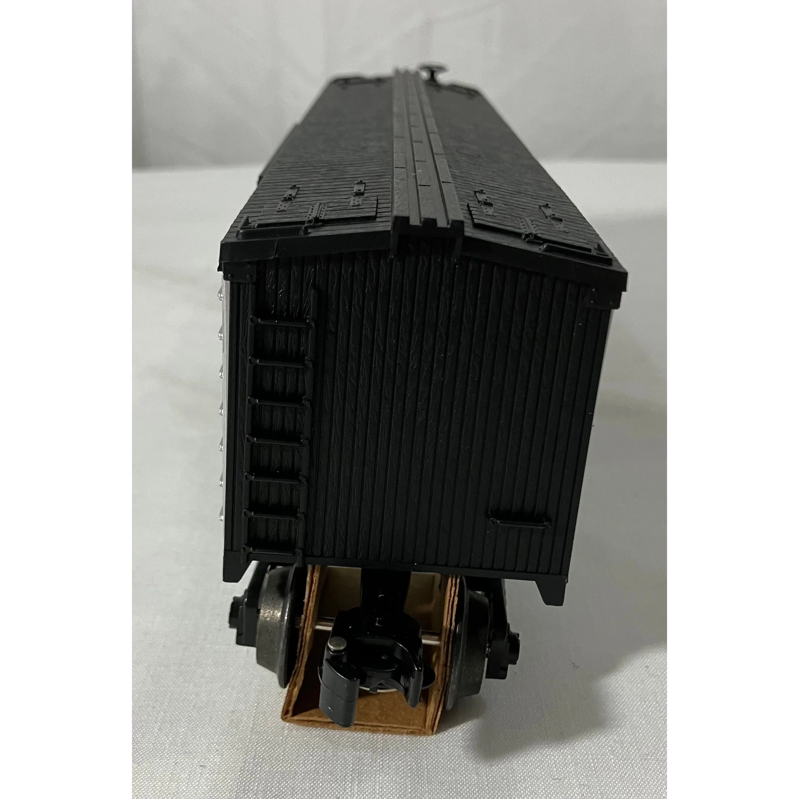 Lionel 6-19522 O scale 3 rail reefer honoring Guglielmo Marconi — photo 3