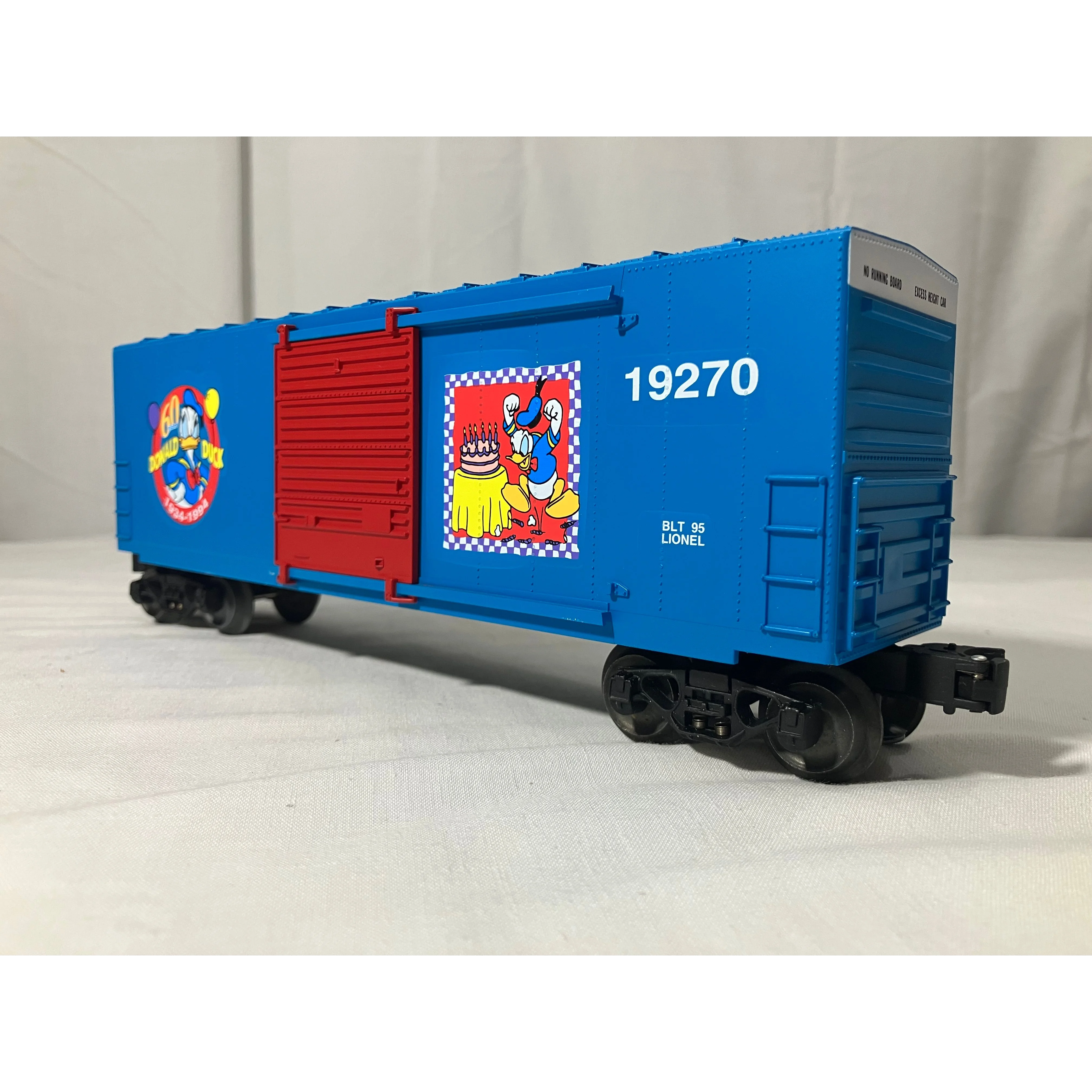 Lionel 6-19270 O scale 3 rail Hi-cube boxcar Donald’s 60th Birthday — photo 2