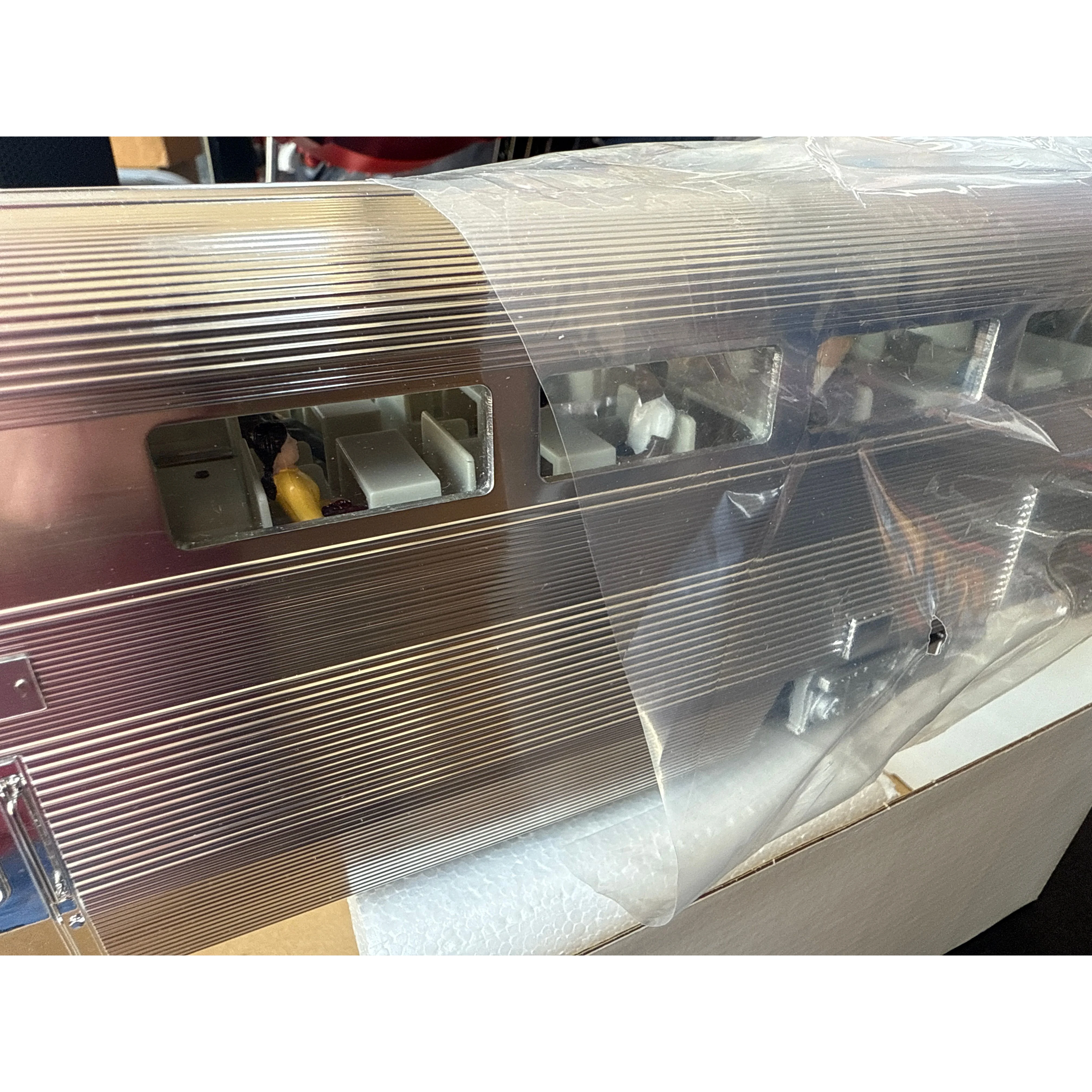 k4630-40650 Hi-level Diner #650 21” extruded aluminum passenger car — photo 8
