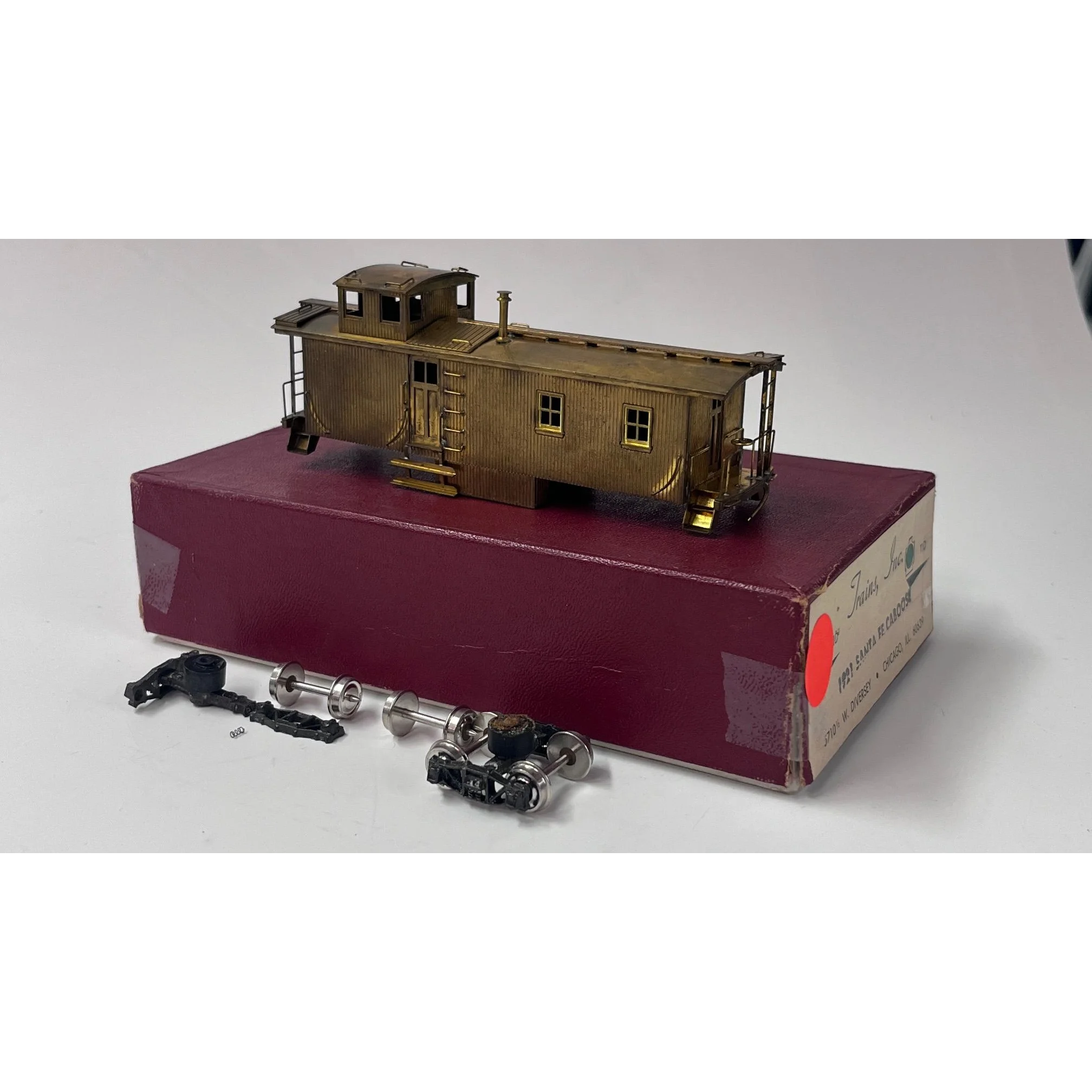 Trains Inc HO Scale Brass Santa Fe "Side Door" Wood Caboose, Unpainted — photo 2