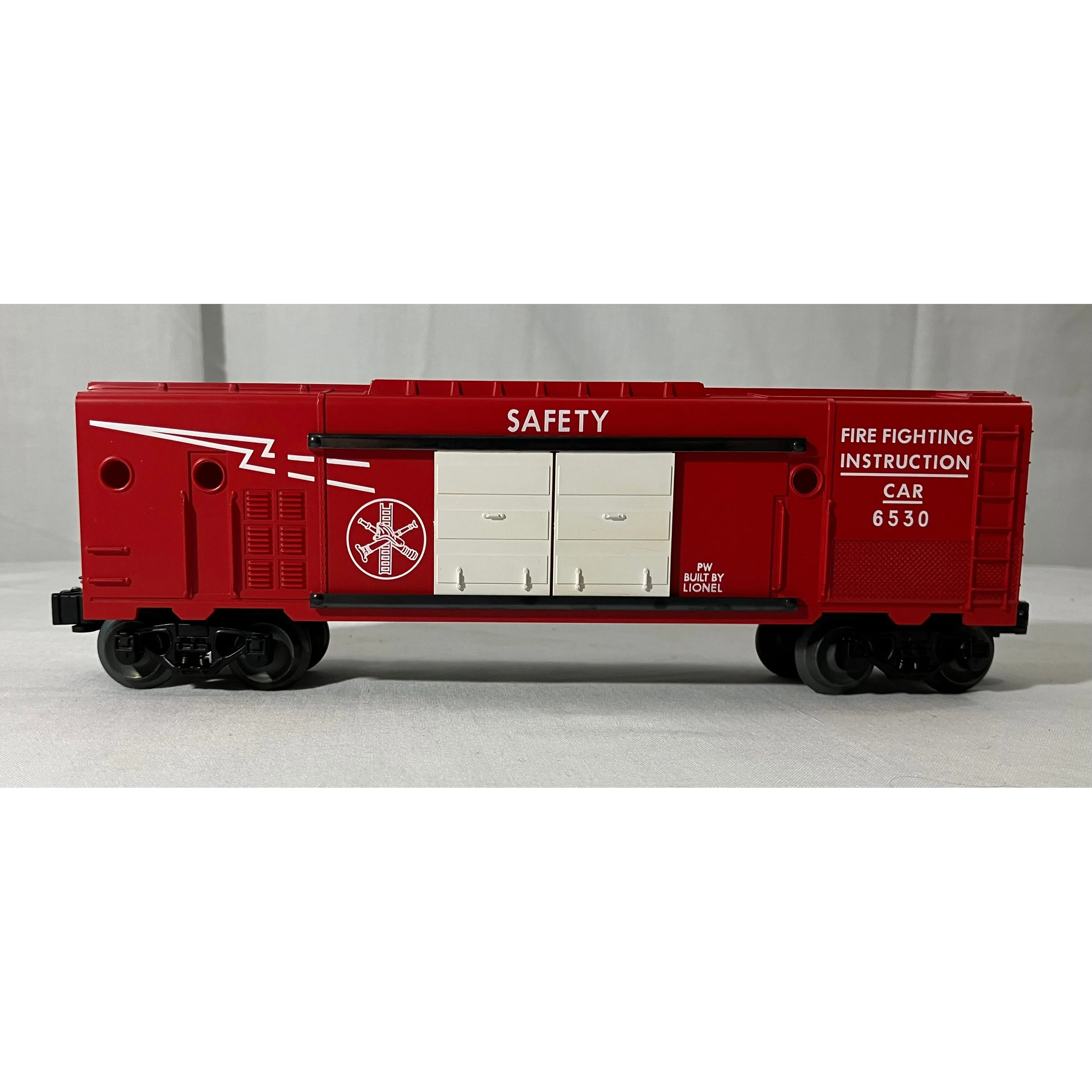 Lionel 6-39210 O scale 3 rail Fire Fighting Instruction Car — photo 3