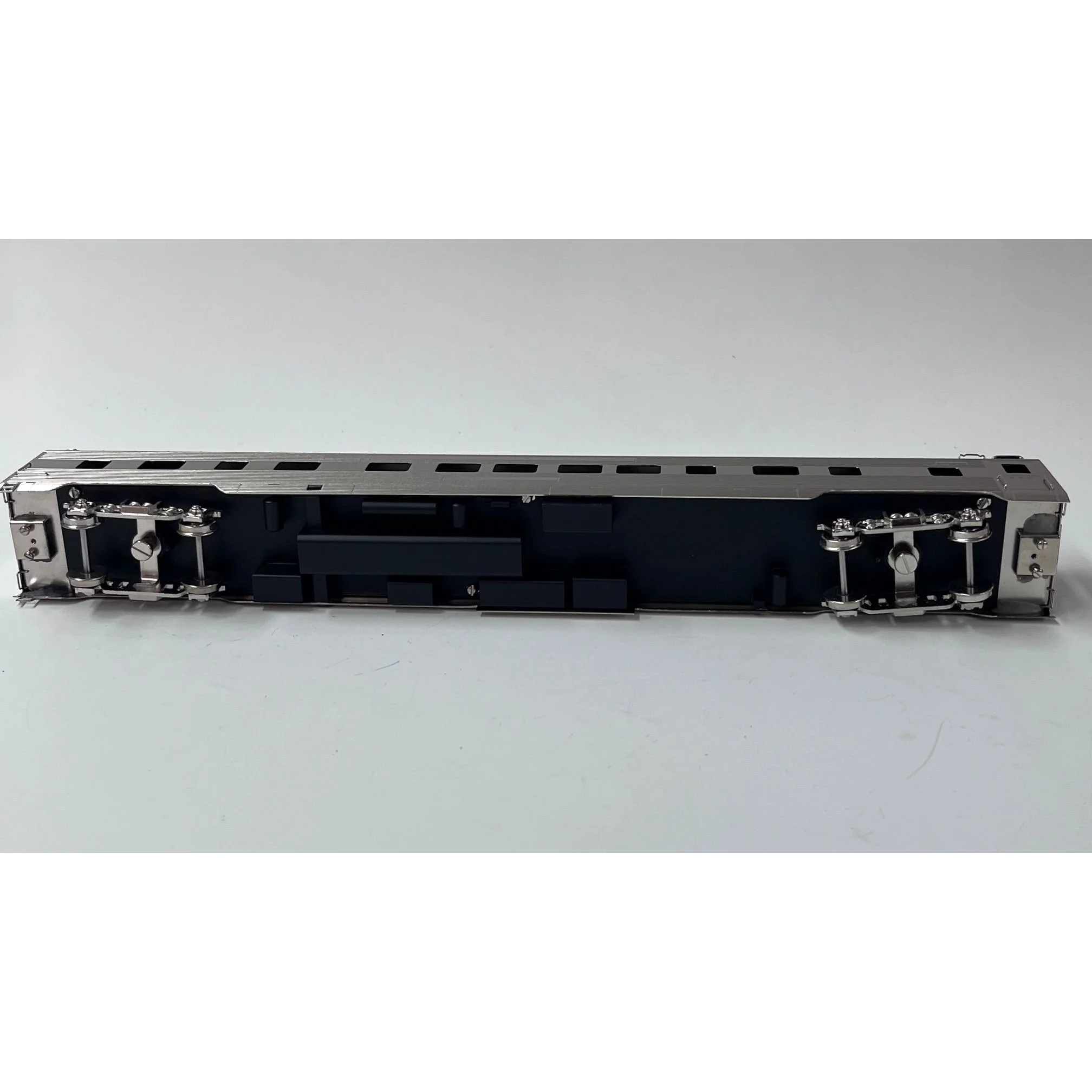 Soho HO Scale Brass Santa Fe Regal-Series 4-4-2 Sleeper — photo 3
