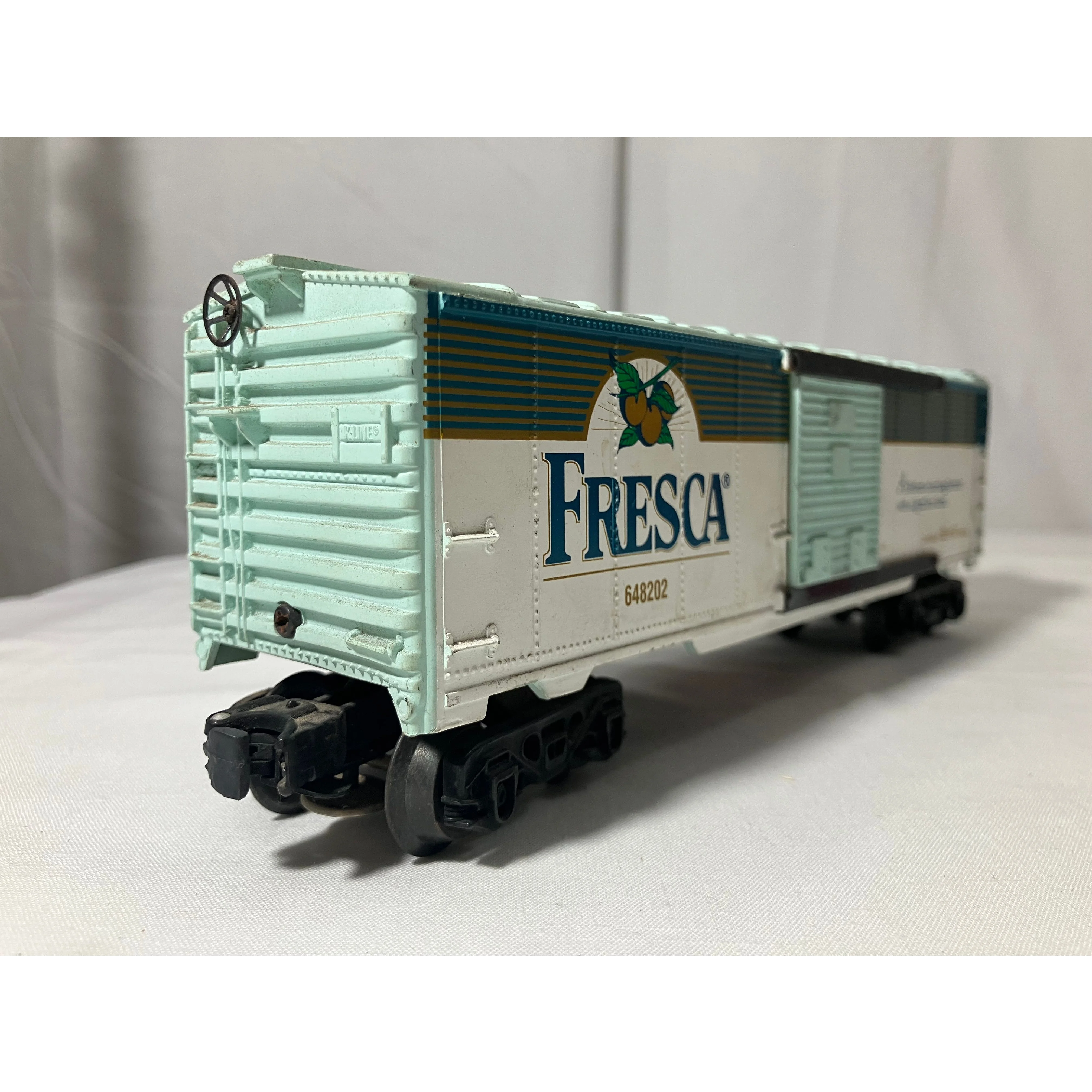 K-Line 648202 O scale 3 rail Fresca Boxcar — photo 2
