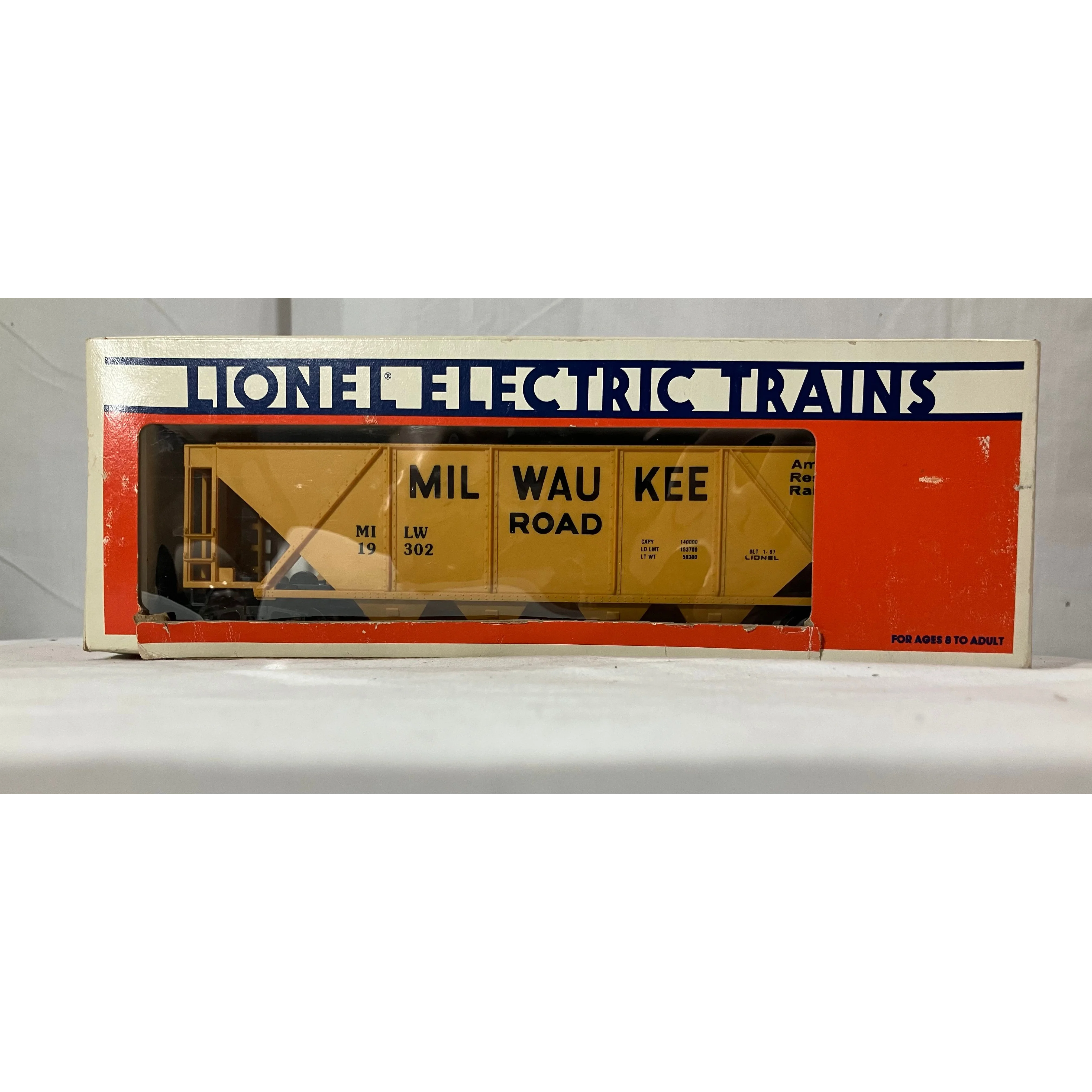 Lionel 6-19302 O scale 3 rail hopper w/coal load Milwaukee Road — photo 3