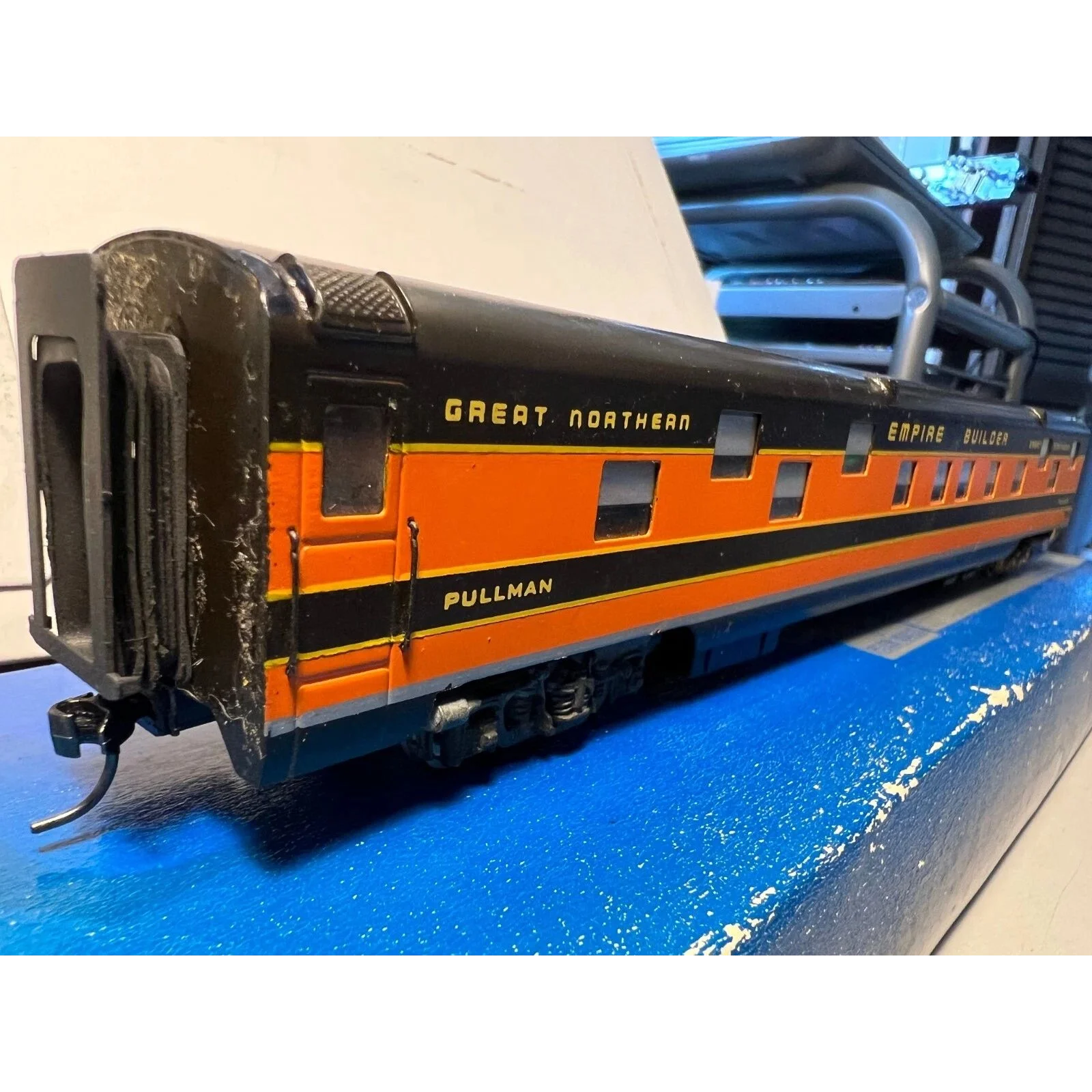 BRASS GREAT NORTHERN SLEEPING CAR by KATSUMI # 503 CUSTOM DETAILED HO SCALE — photo 8