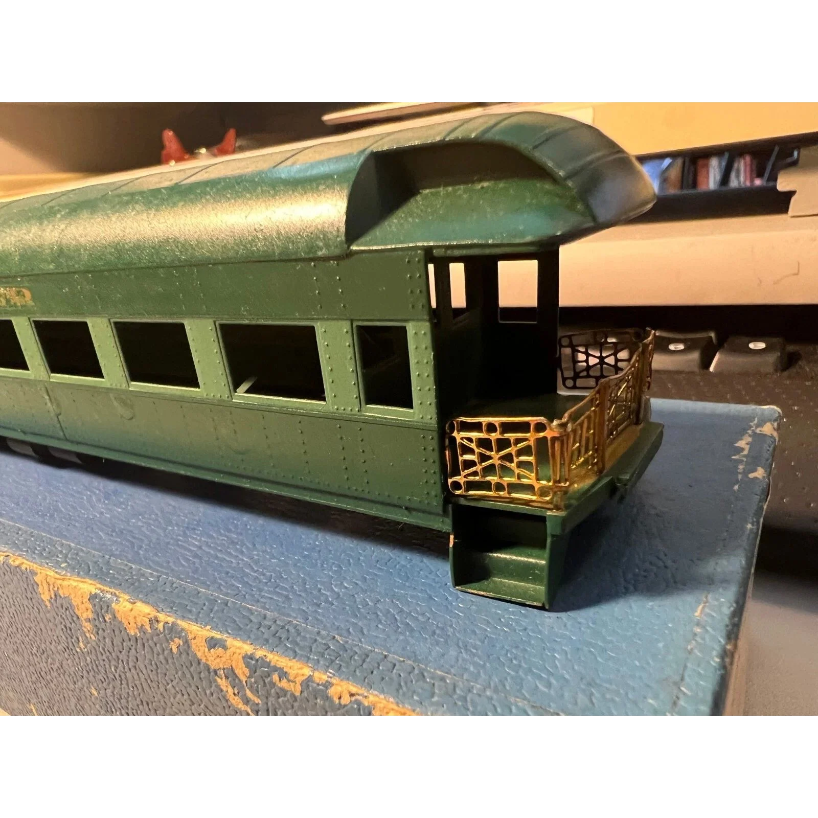 BRASS SOUTHERN CRESCENT LTD HWT OBSERVATION by LAMBERT CUSTOM PAINTED NO TRUCKS — photo 8