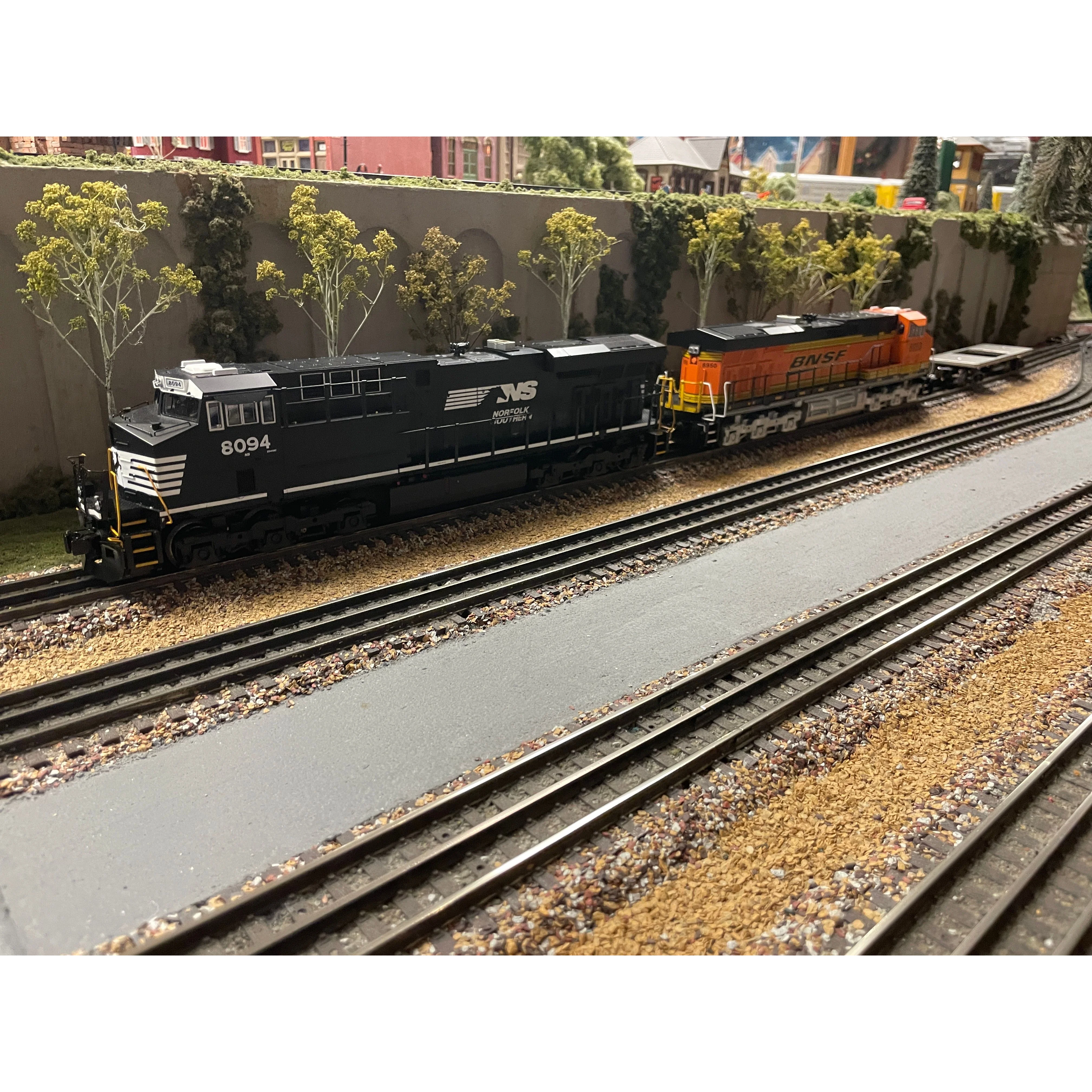30-20309-1 MTH Railking Imperial ES44AC Norfolk Southern 8094