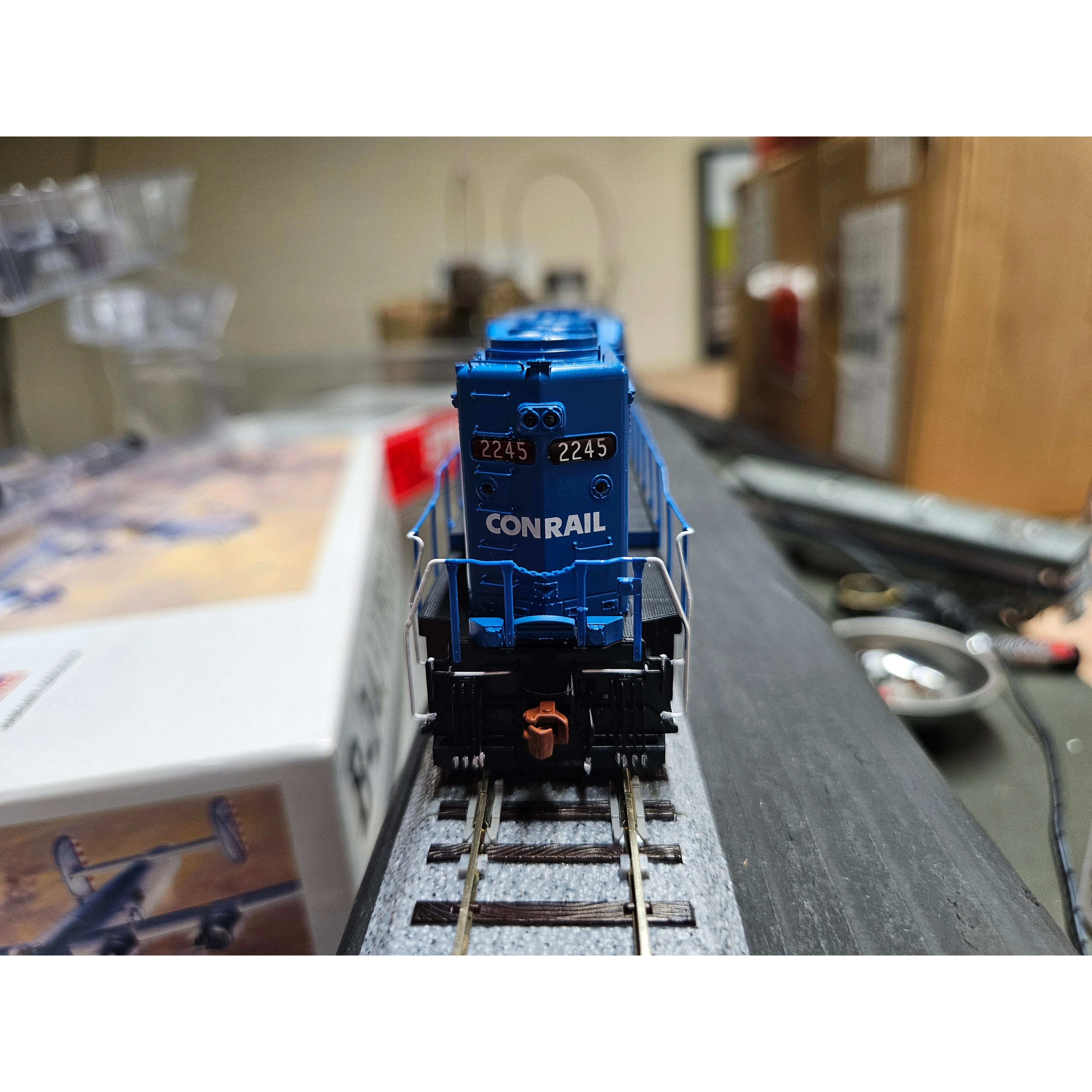 Scaletrains Rivet Counter Conrail Gp30 DCC and Sound — photo 5