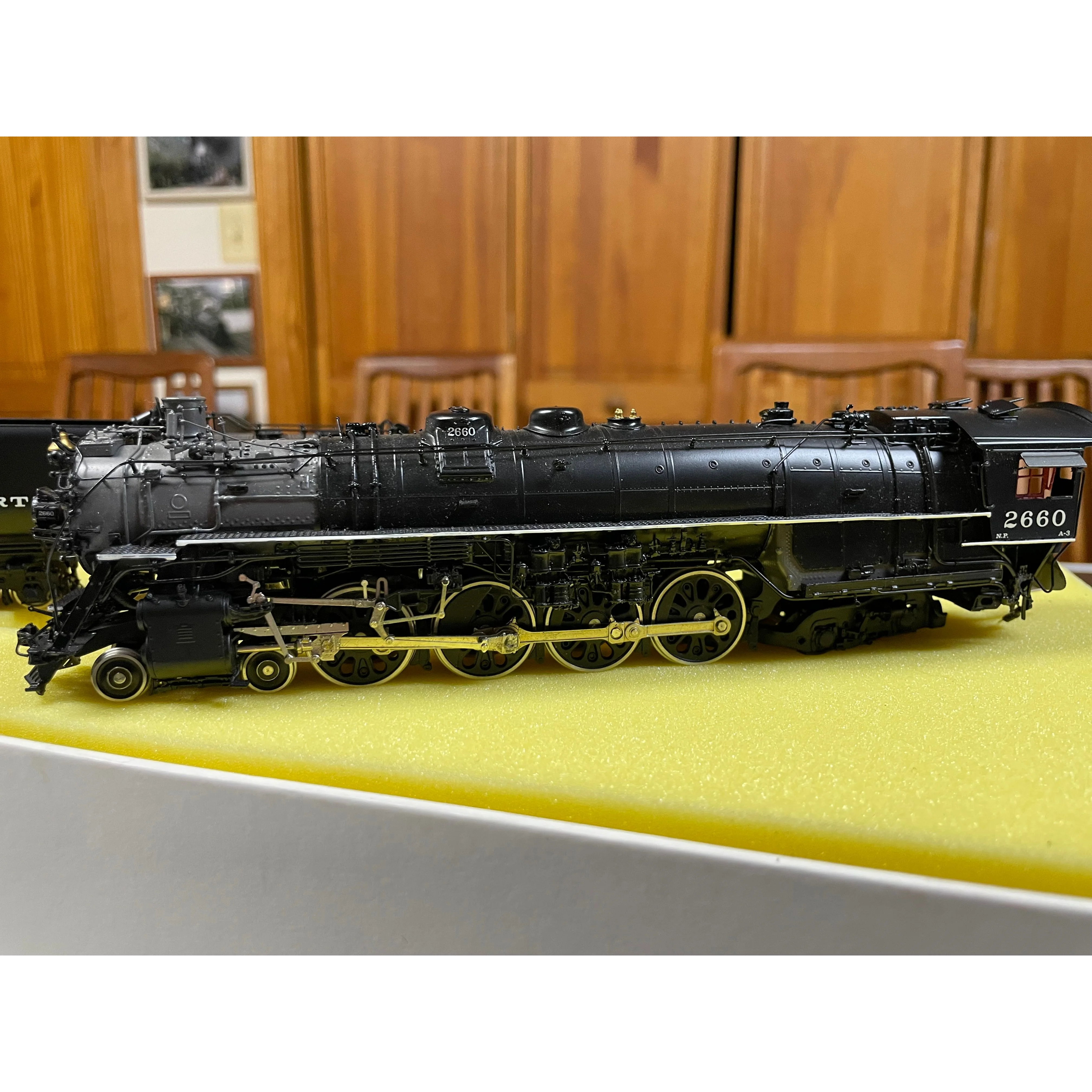 W&R Enterprises Brass Northern Pacific A-3 4-8-4 Steam Locomotive HO Gauge Black F/P — photo 7