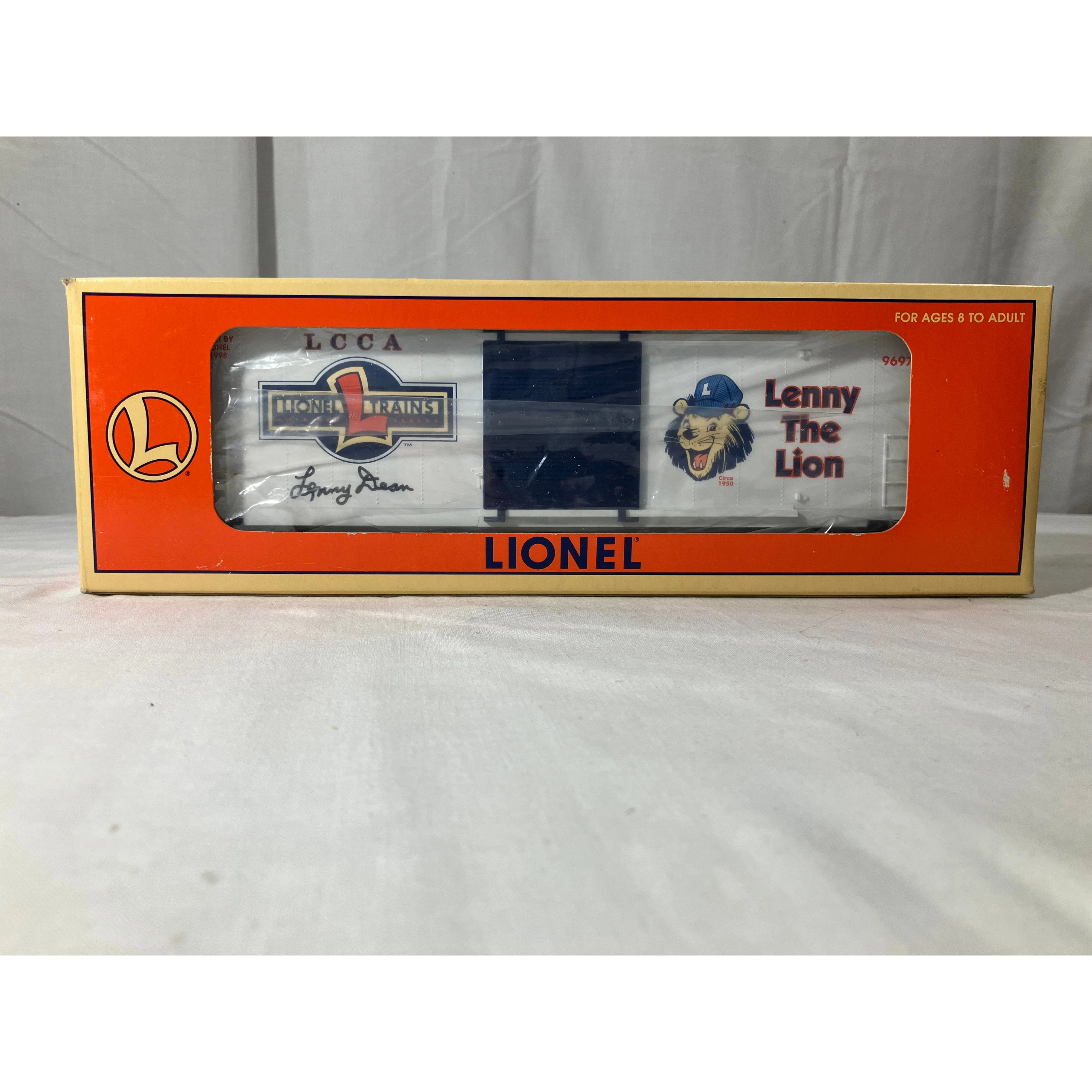 Lionel 6-29232 O scale 3 rail Lenny the Lion Hi-Cube Boxcar — photo 10