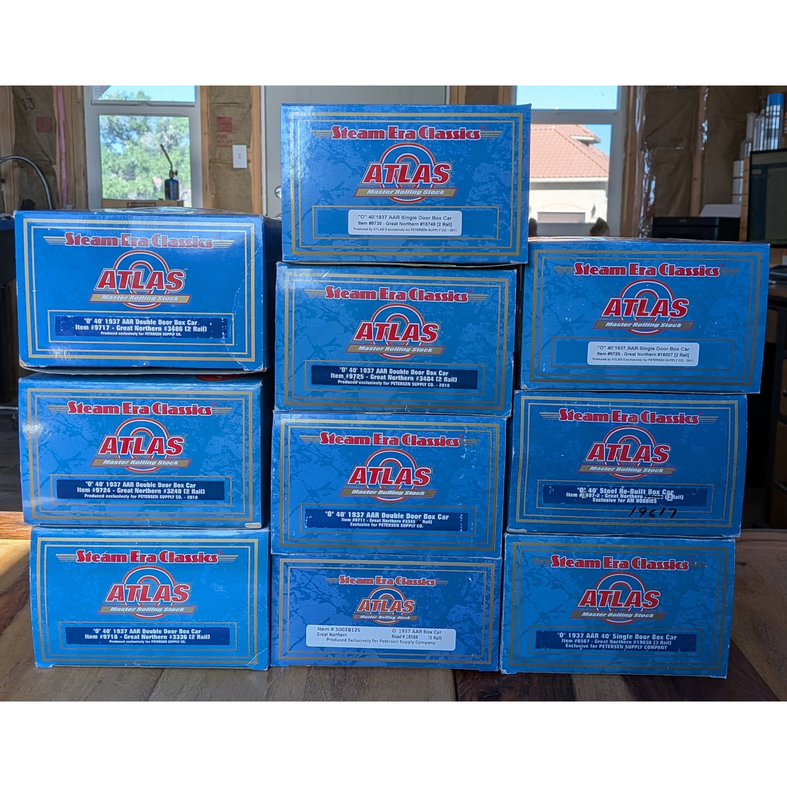 Great Northern 10 car Demostration Boxcar set — photo 8