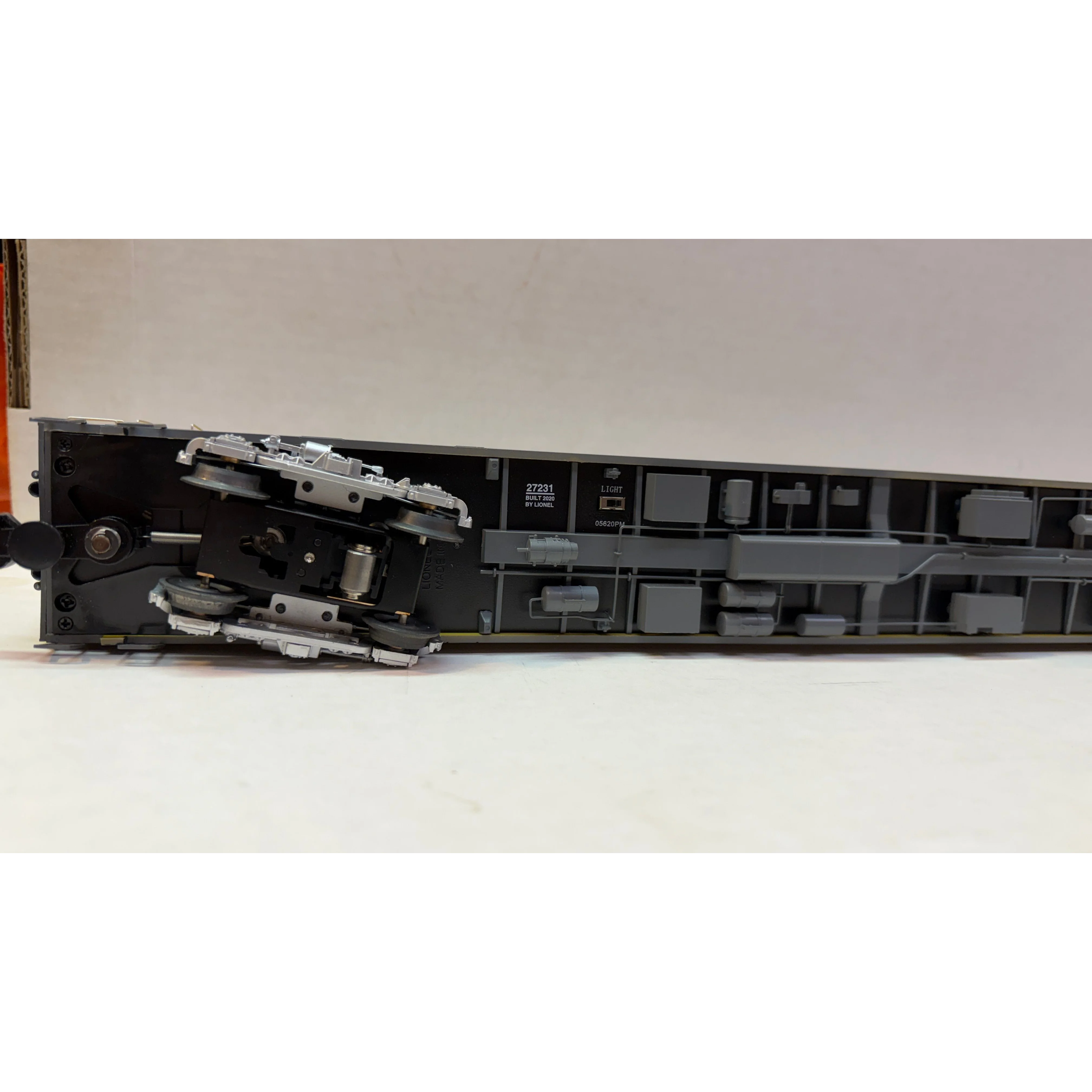 Lionel 2027230 21” UP Excursion 2-Pack #3 — photo 5