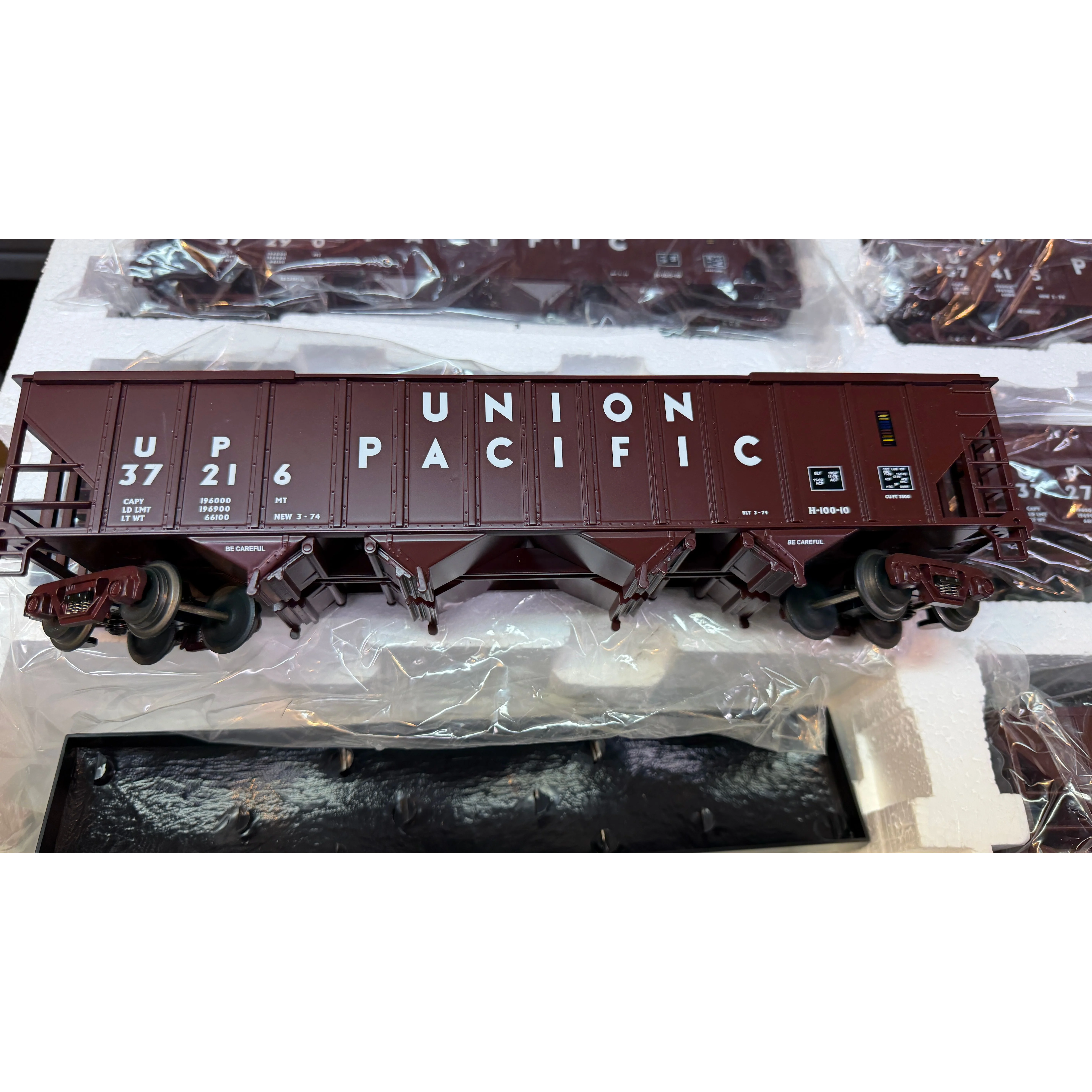MTH 20-97404 Union Pacific Hopper 6 pack — photo 6