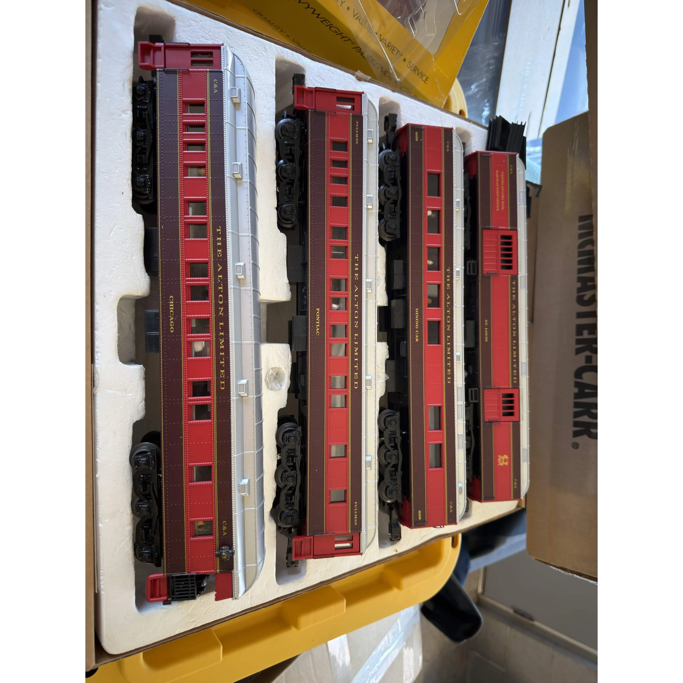 MTH Railking Chicago and Alton Hudson PS2 with BCR and 4 K-Line 15' Passenger Cars — photo 8