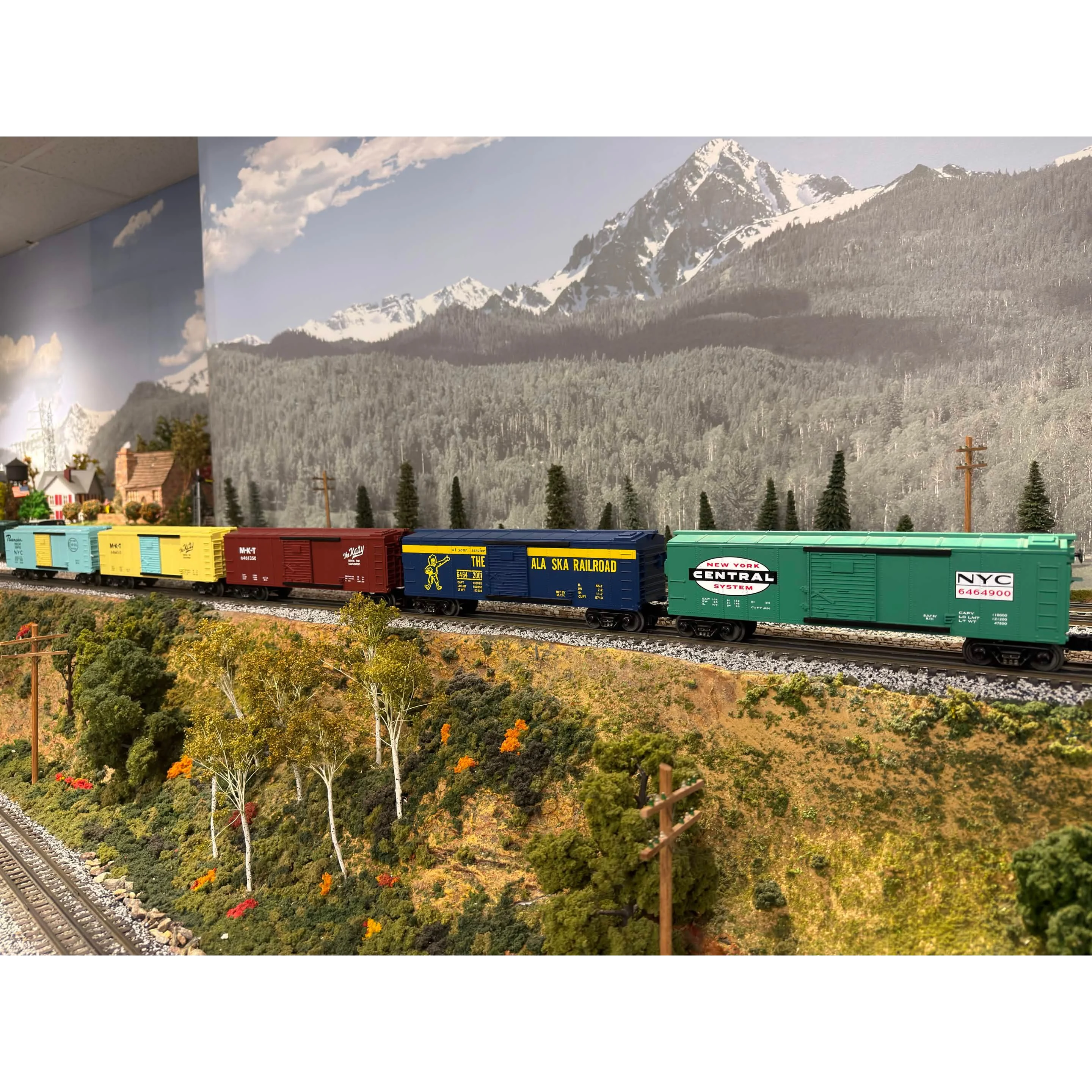 All of MTH's 6464 Replica Boxcars: PLEASE READ