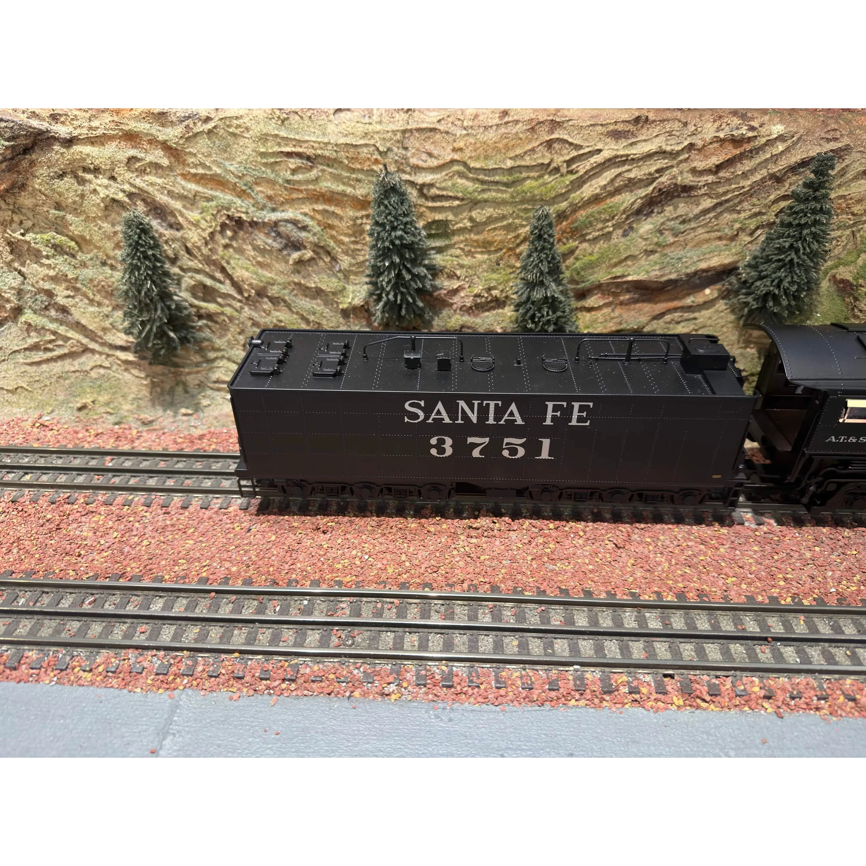 Lionel 6-38055 AT&SF 3751 with TMCC — photo 3