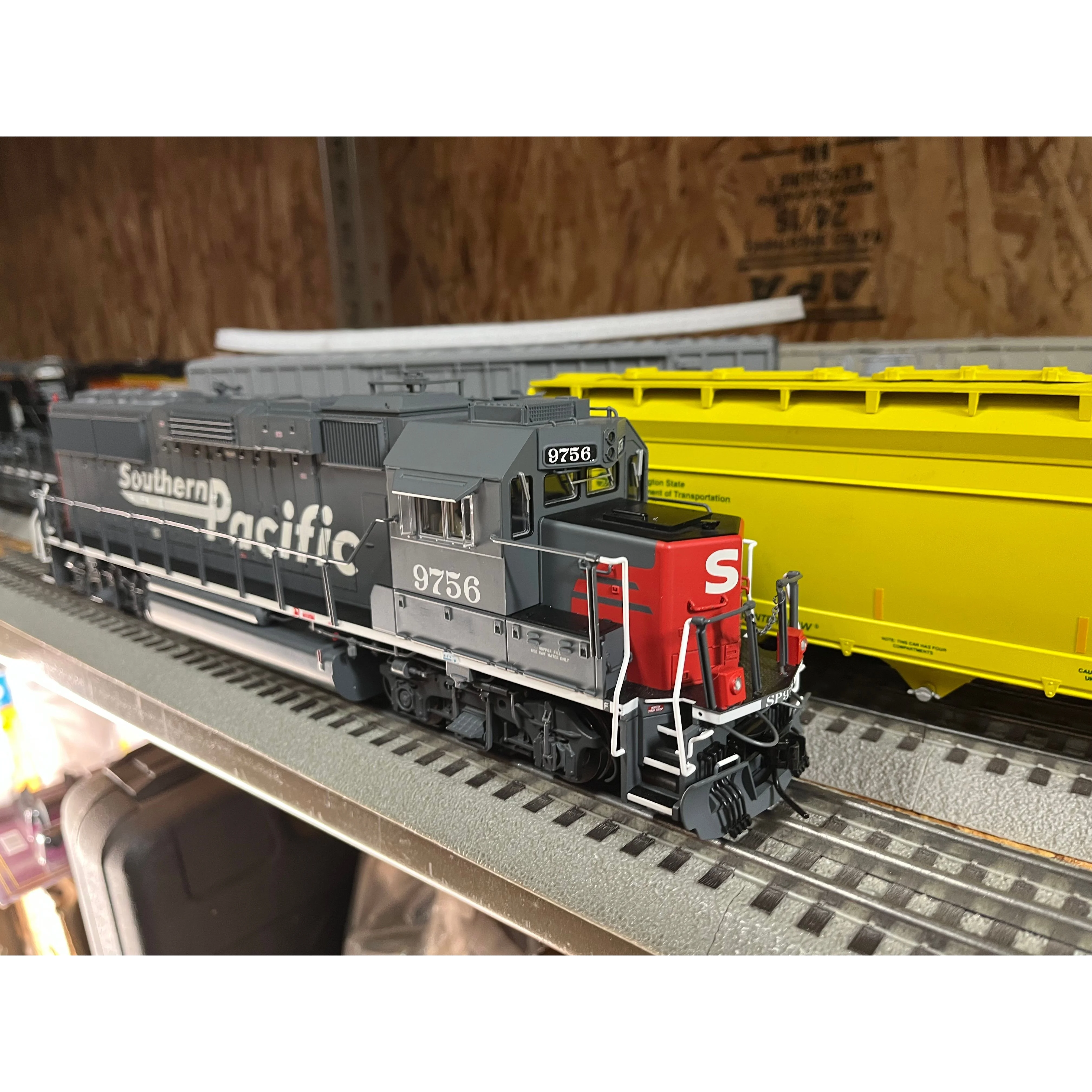 Atas O 2 Rail Southern Pacific GP60 Non-Powered Master Series Locomotive 2267-1 — photo 10