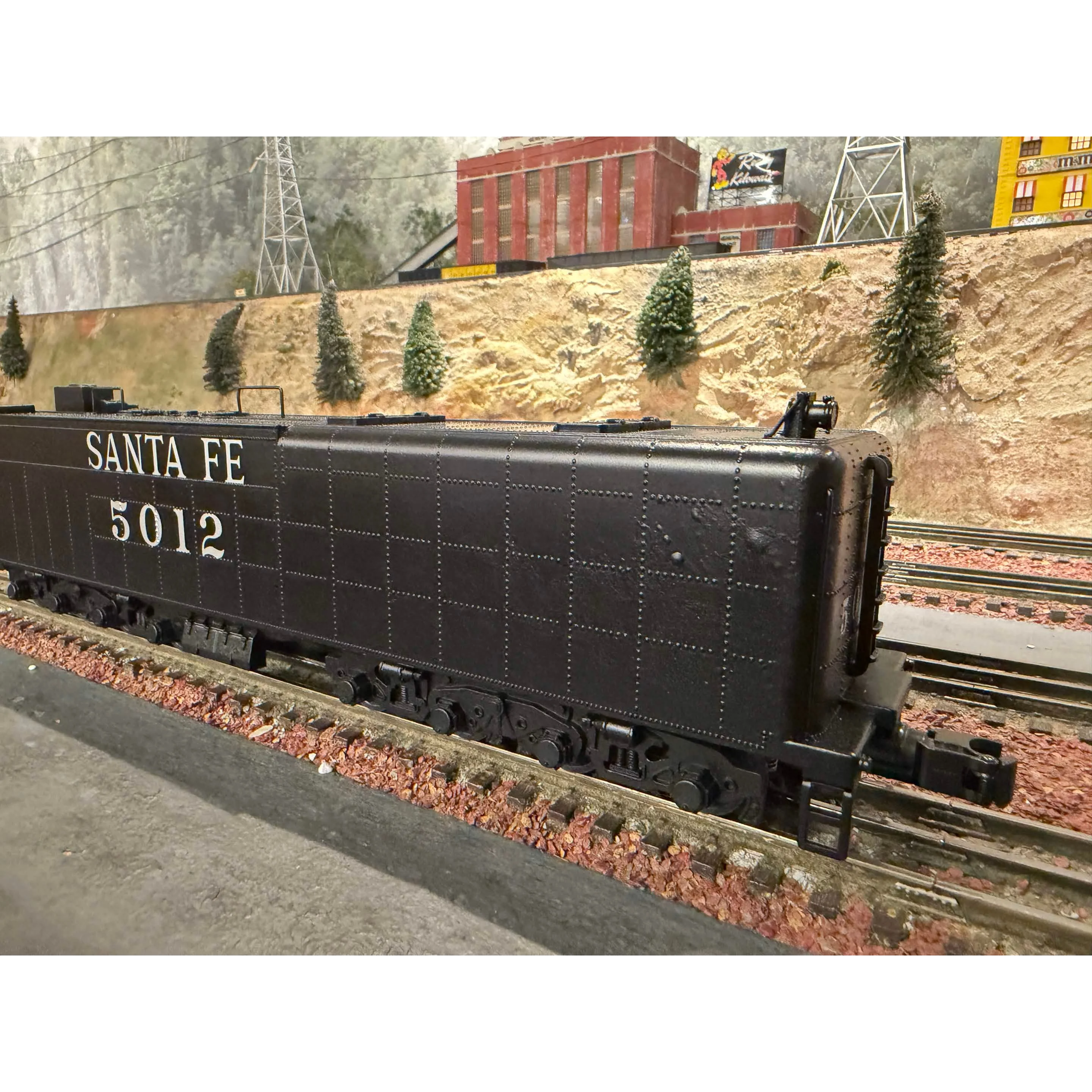 MTH Premier Santa Fe 2-10-4 20-3056-1 - Image 3