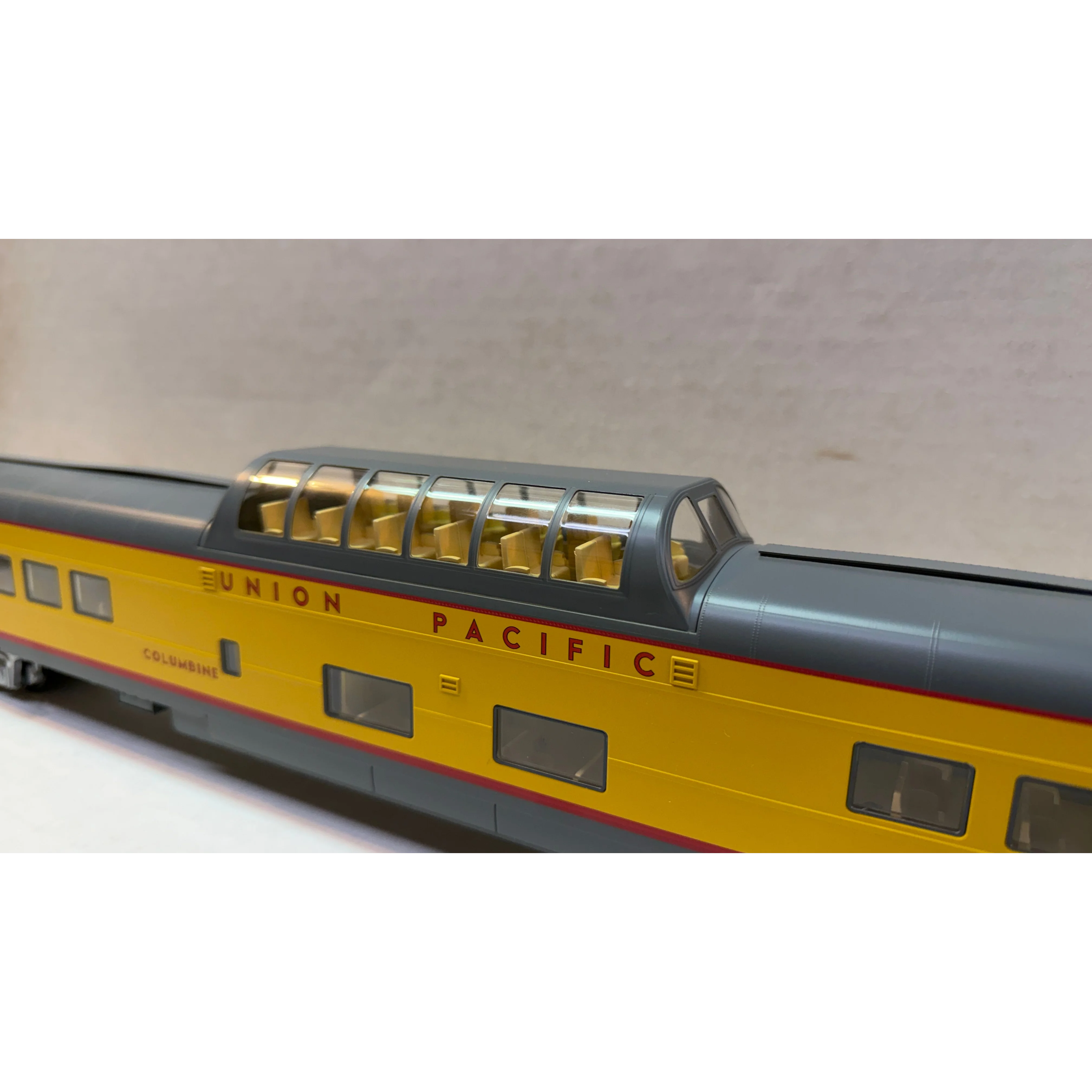 Lionel 1927050 Union Pacific 21" Excursion Pack #2 — photo 4