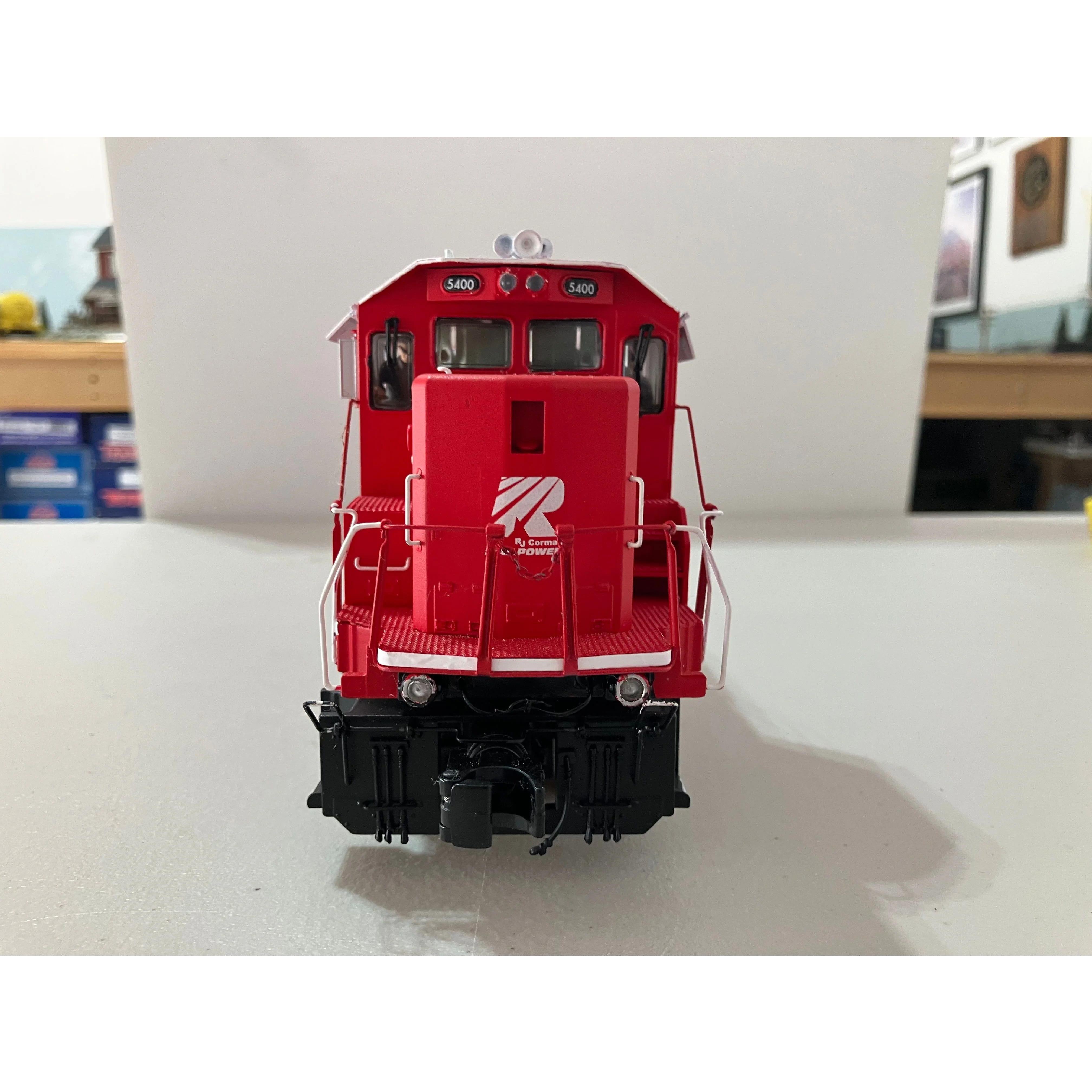 CUSTOM PAINTED MTH PREMIER GENSET — photo 5