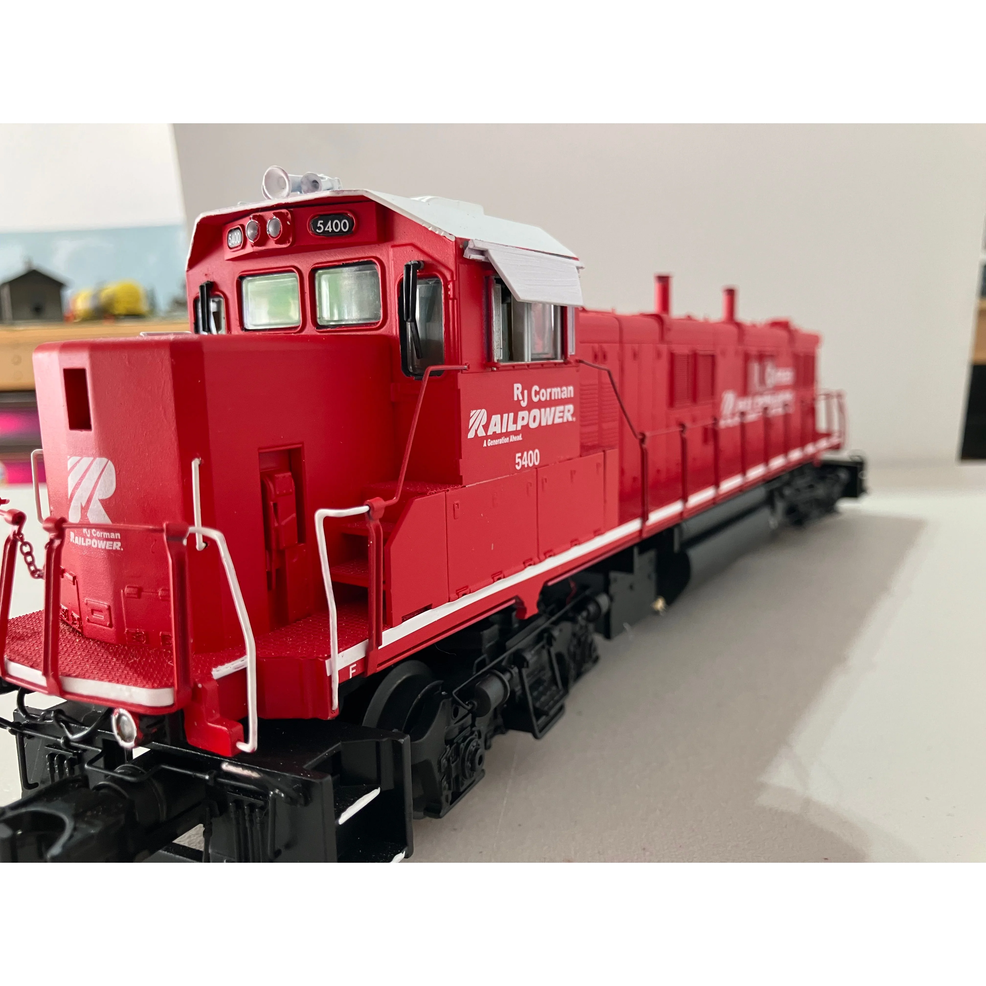 CUSTOM PAINTED MTH PREMIER GENSET — photo 4