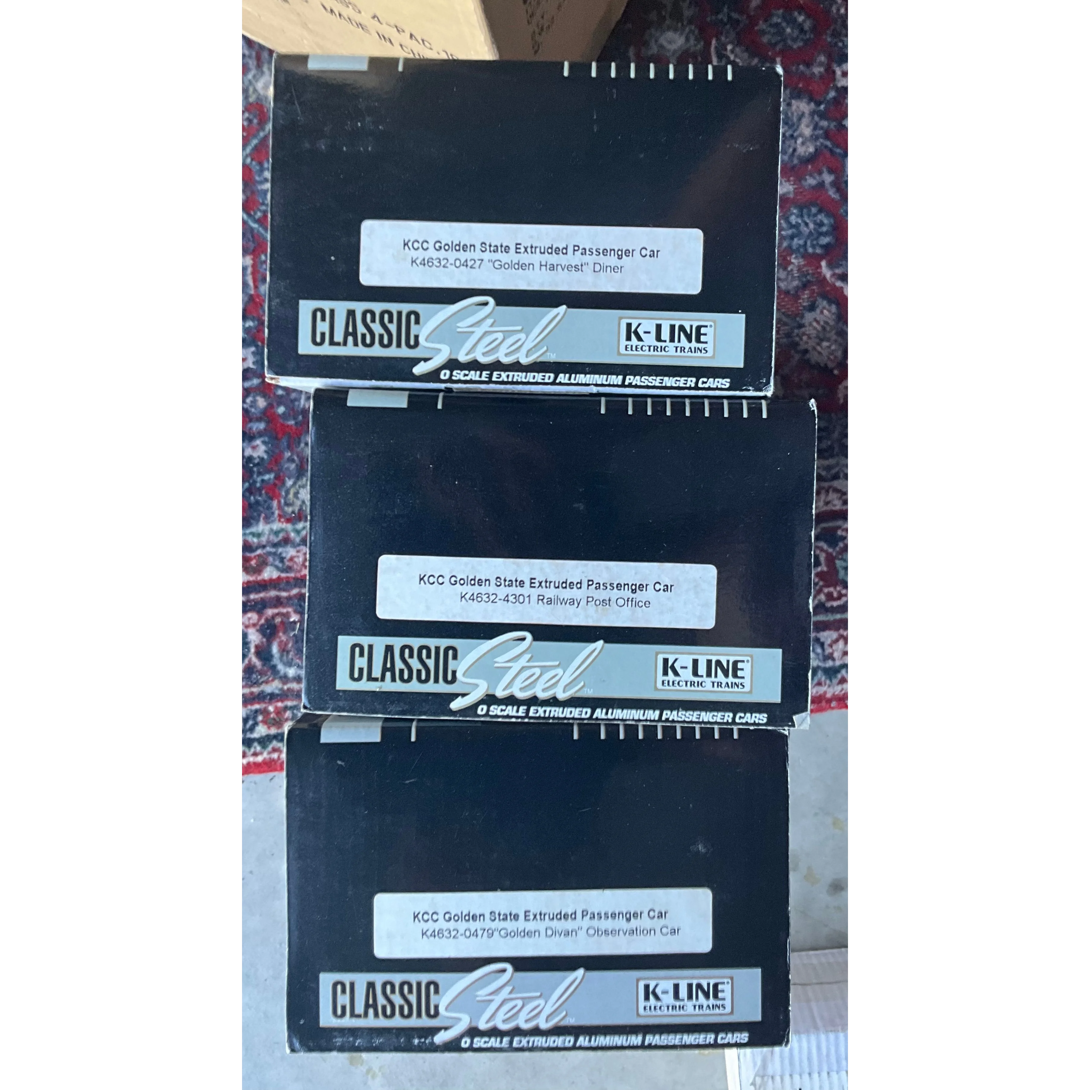 K-Line 3 rail Golden State Complete 9 Car Set (Upgraded LEDs and passengers) — photo 11