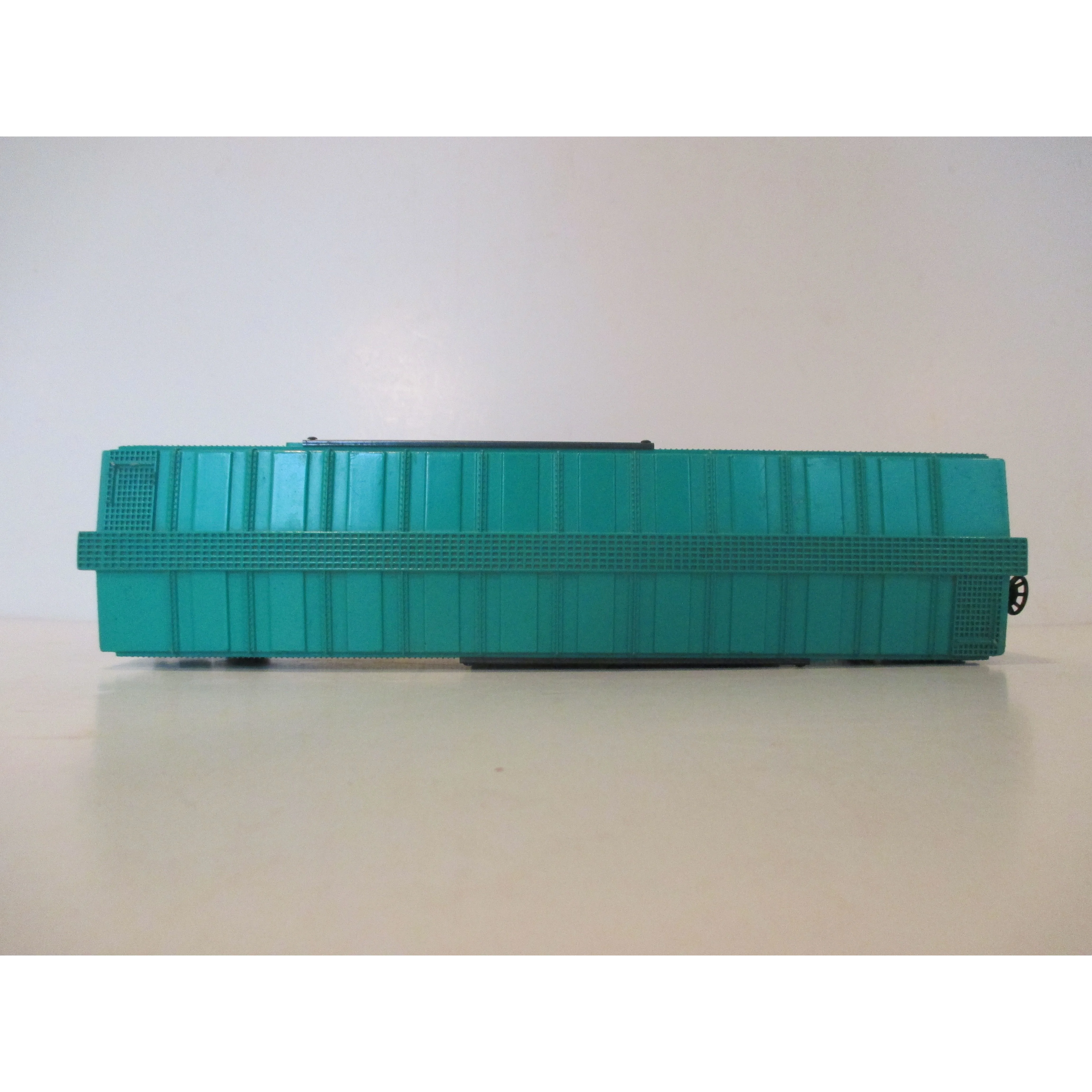Lionel Lines 6464-900 NYC Postwar Era Boxcar w/Original Picture Box Type IV Body — photo 3