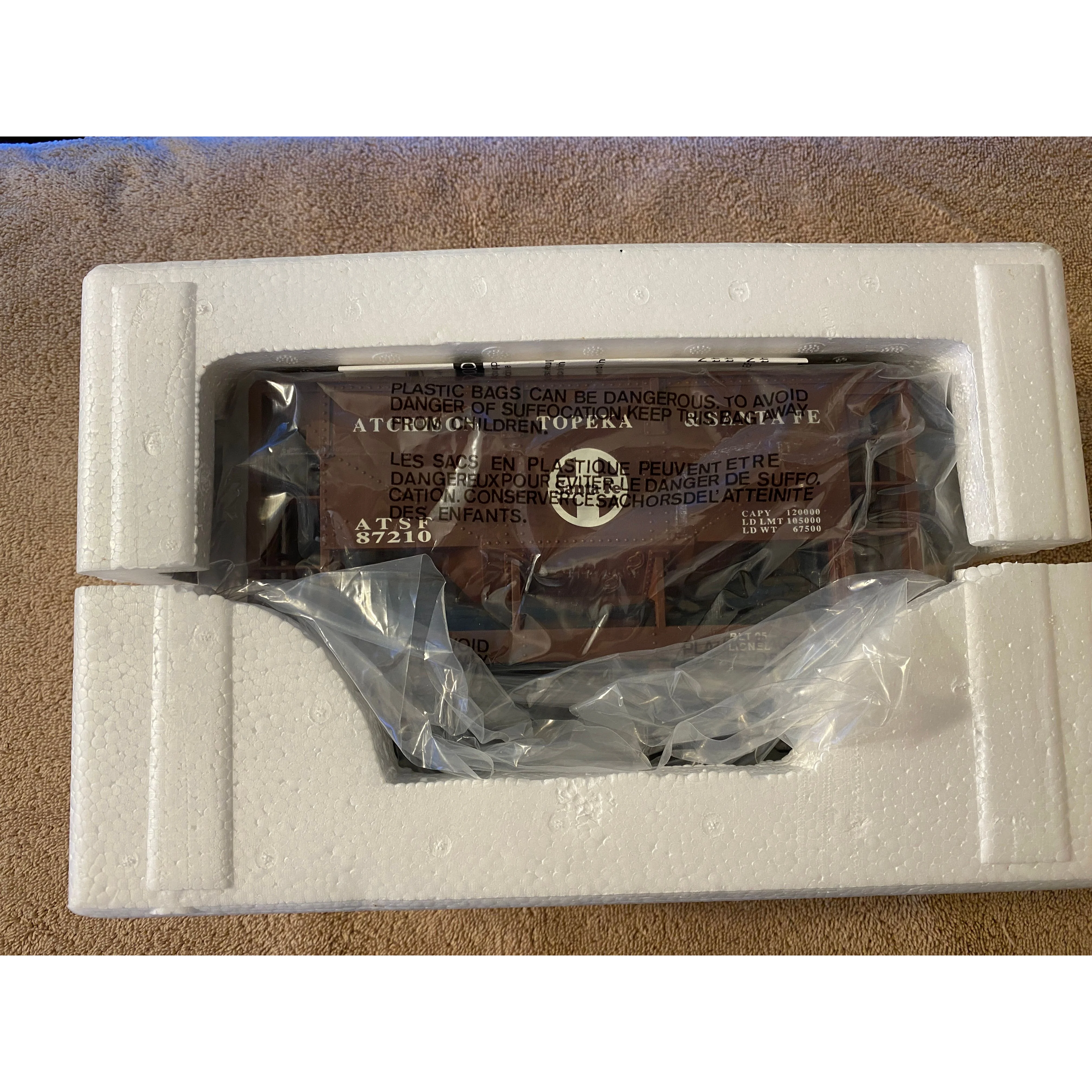 Lionel G Scale Santa Fe Ore Car 8-787210 new in box — photo 4