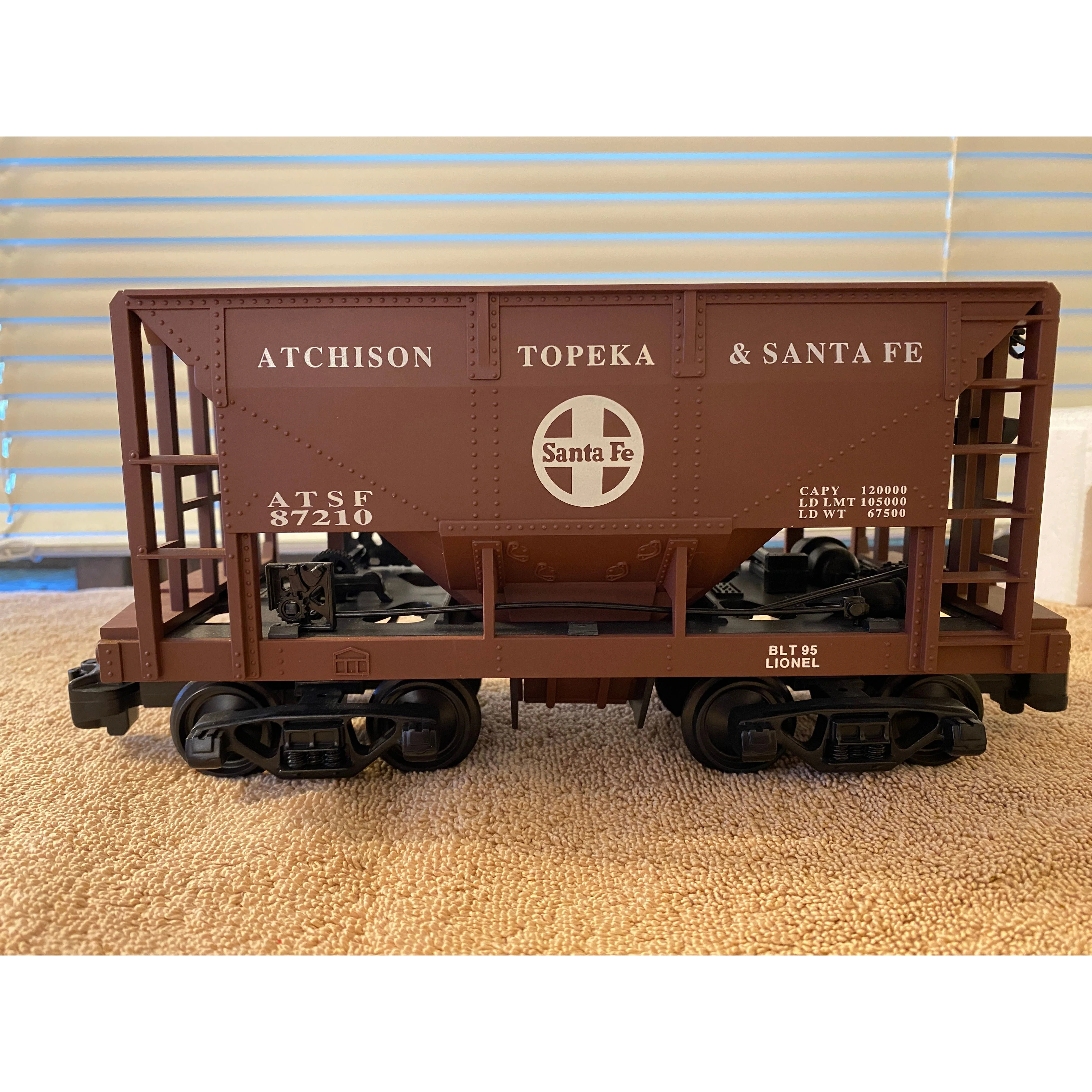 Lionel G Scale Santa Fe Ore Car 8-787210 new in box — photo 9