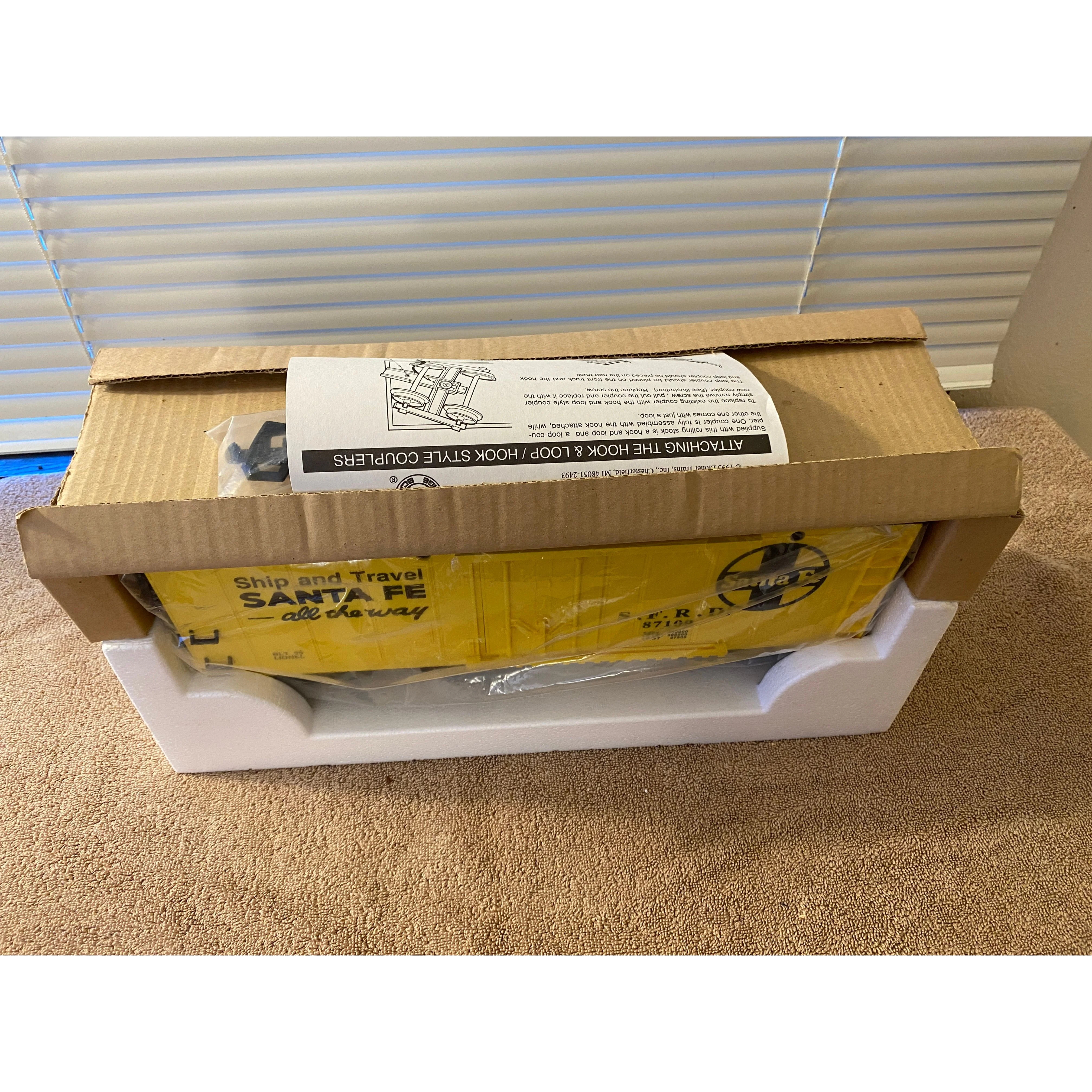 Lionel G Scale Santa Fe Reefer 8-87109 NOS — photo 6