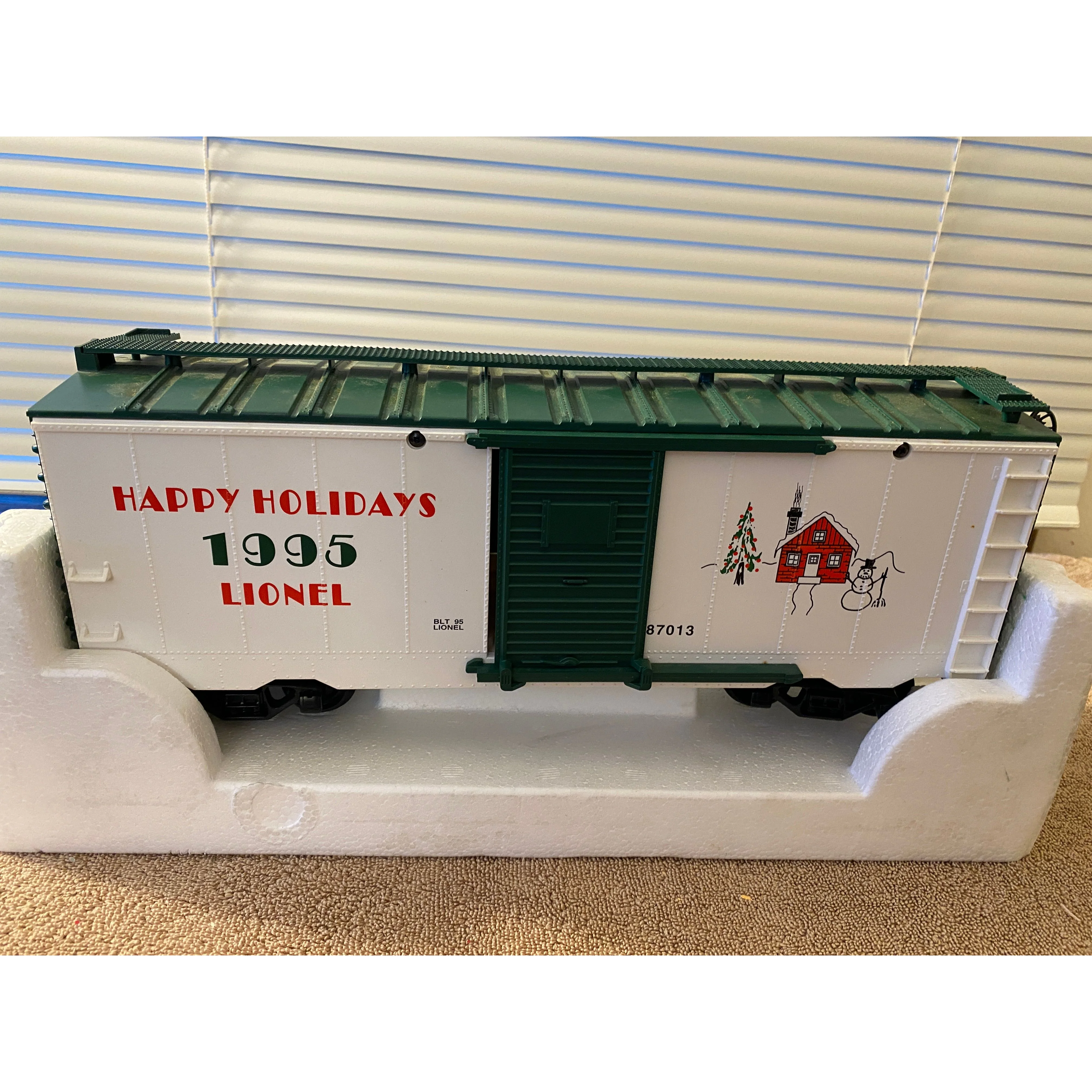 Lionel G Scale 1995 Christmas Boxcara 8-87013 — photo 3