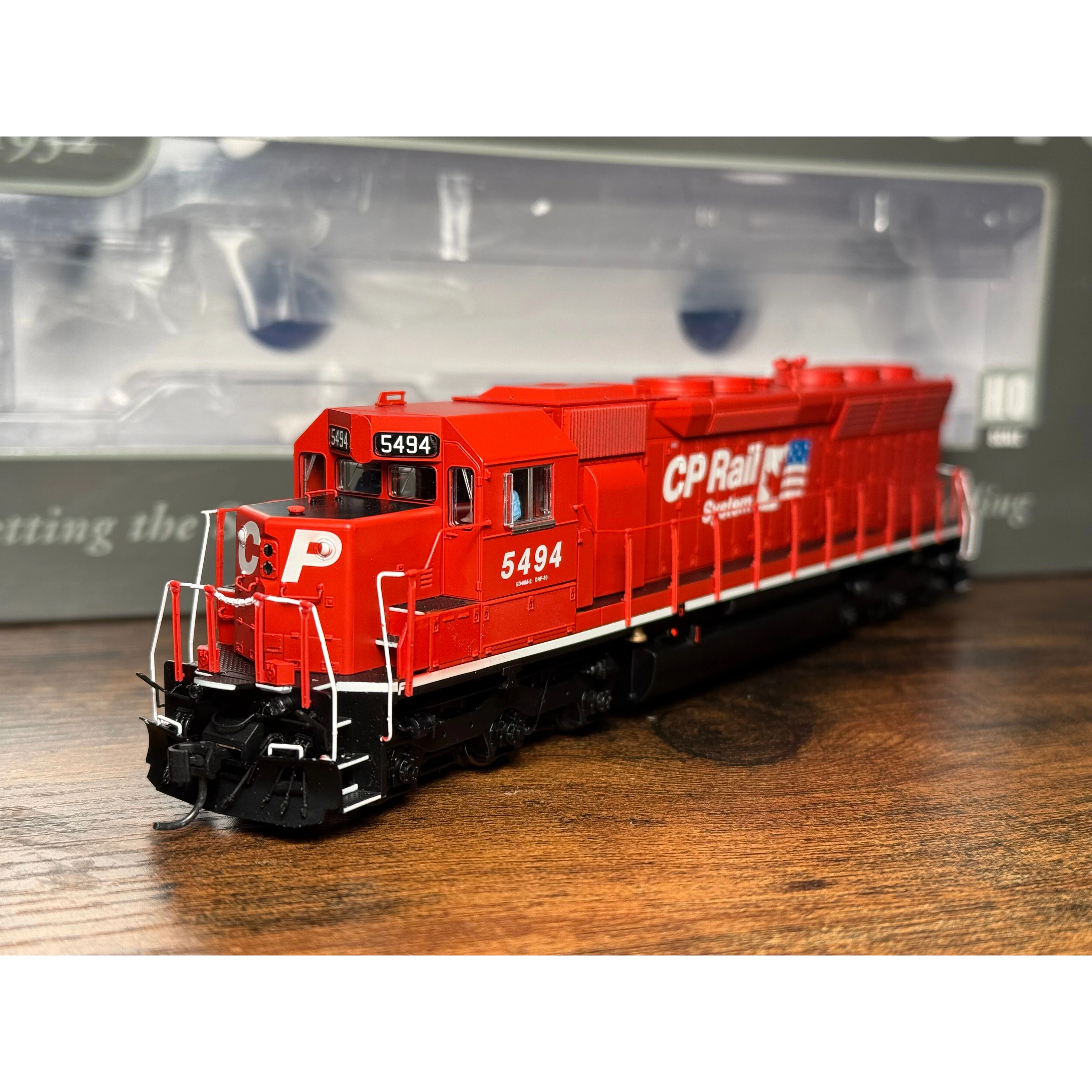 HO WalthersProto Canadian Pacific CP SD45 (SD40M-2) #5494 DCC & Sound 920-41069