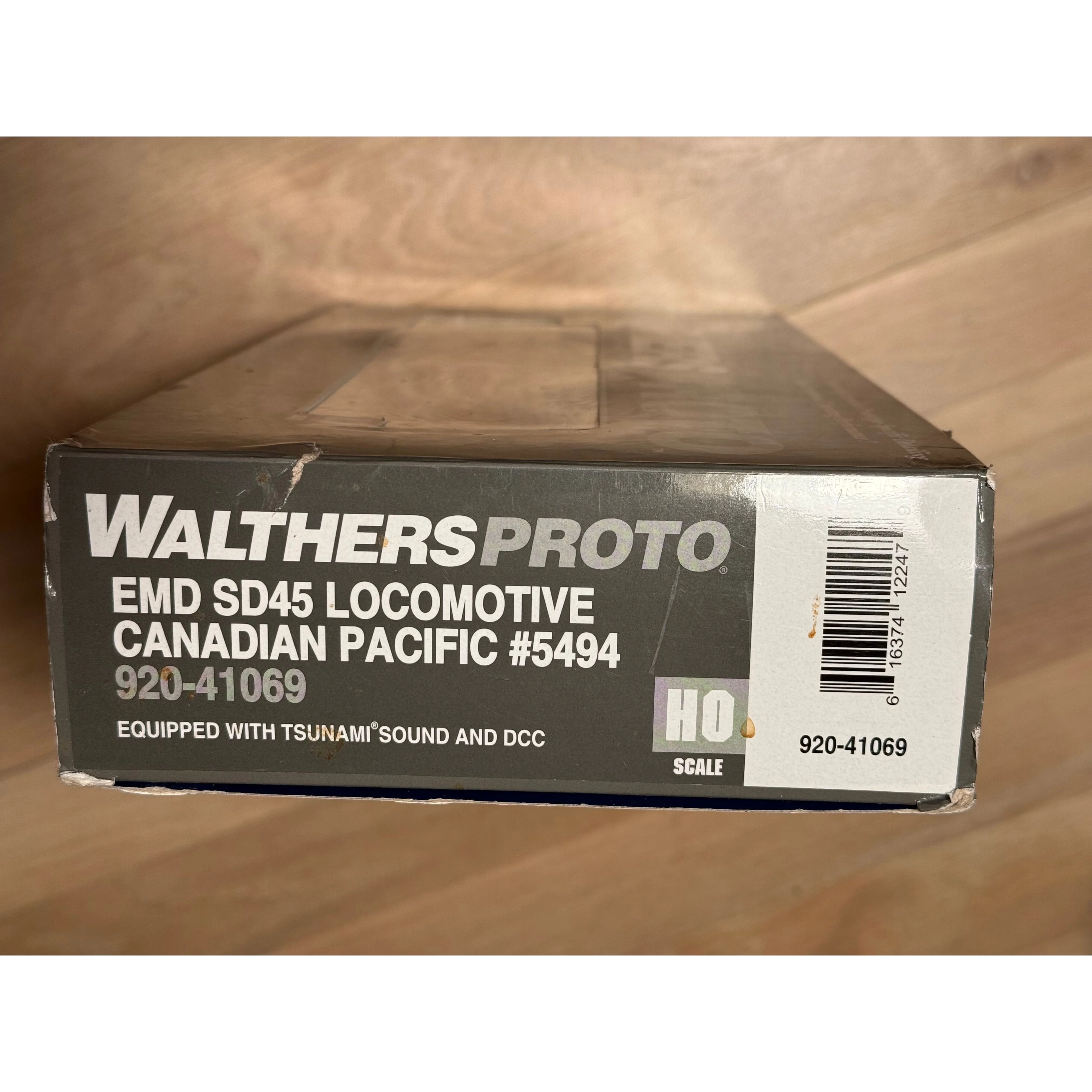 HO WalthersProto Canadian Pacific CP SD45 (SD40M-2) #5494 DCC & Sound 920-41069 — photo 4