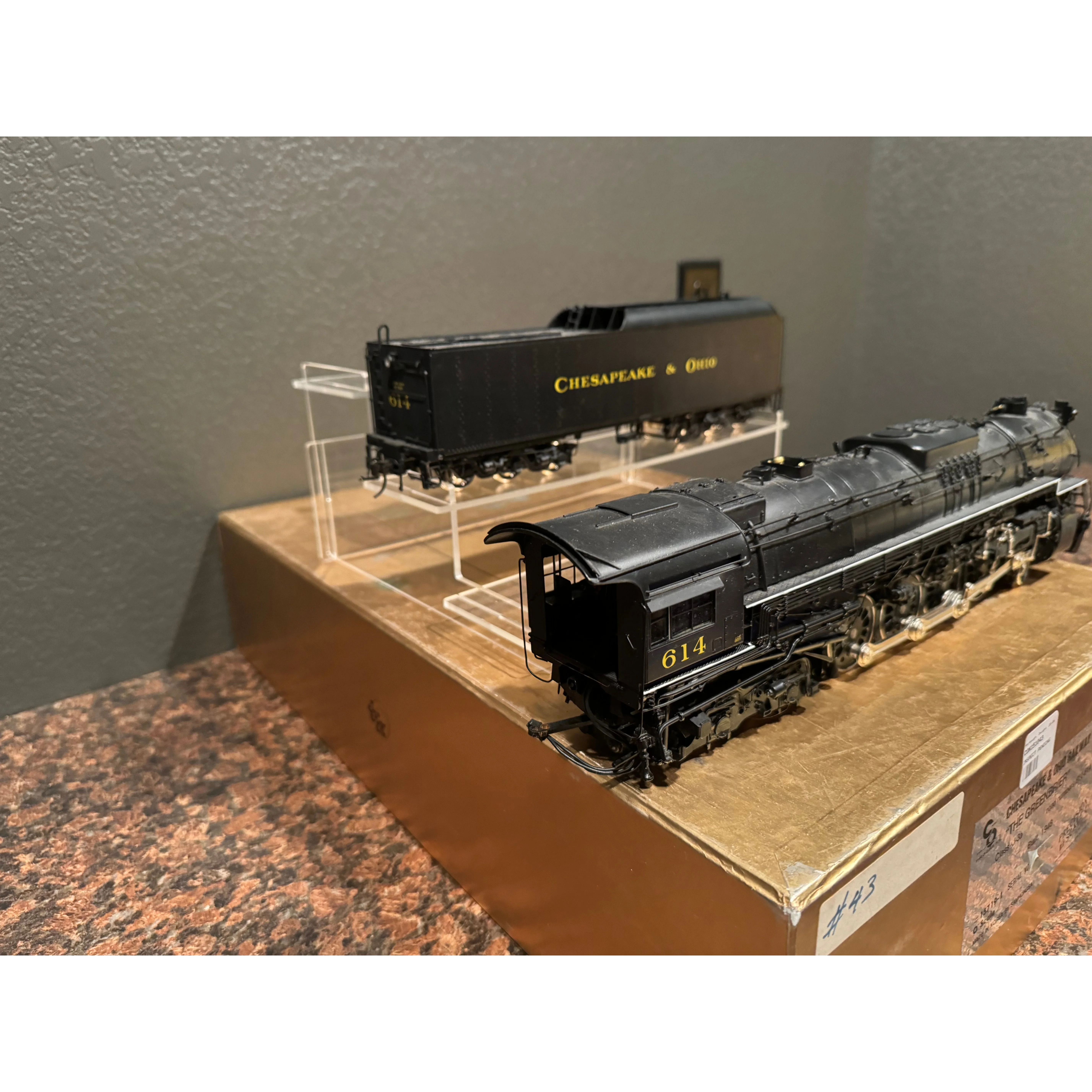 Precision Scale Crown Series O Scale 2R Brass Chesapeake & Ohio Greenbrier #614 — photo 2