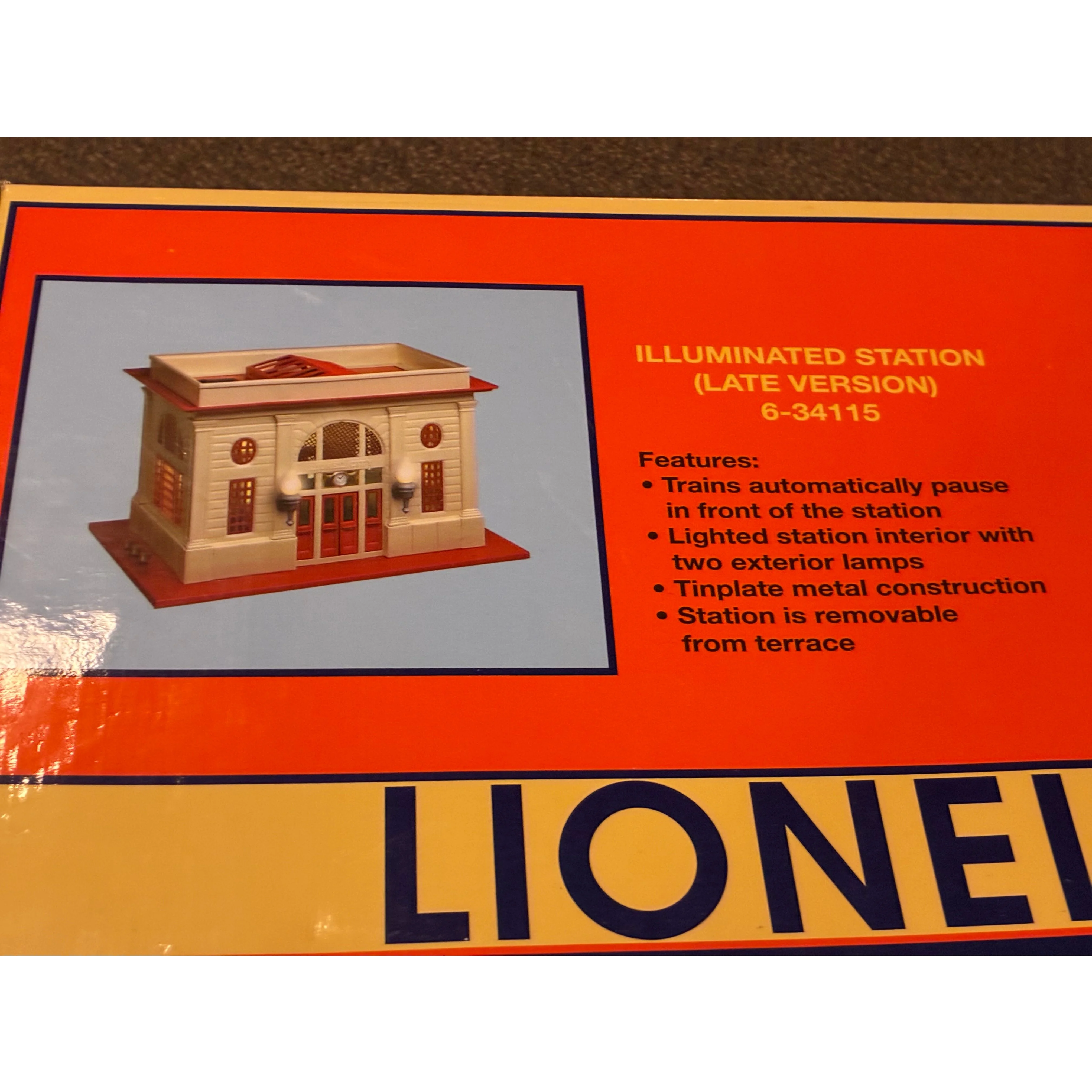 Lionel 6-34115 Illuminated Station (Late Version) in original box