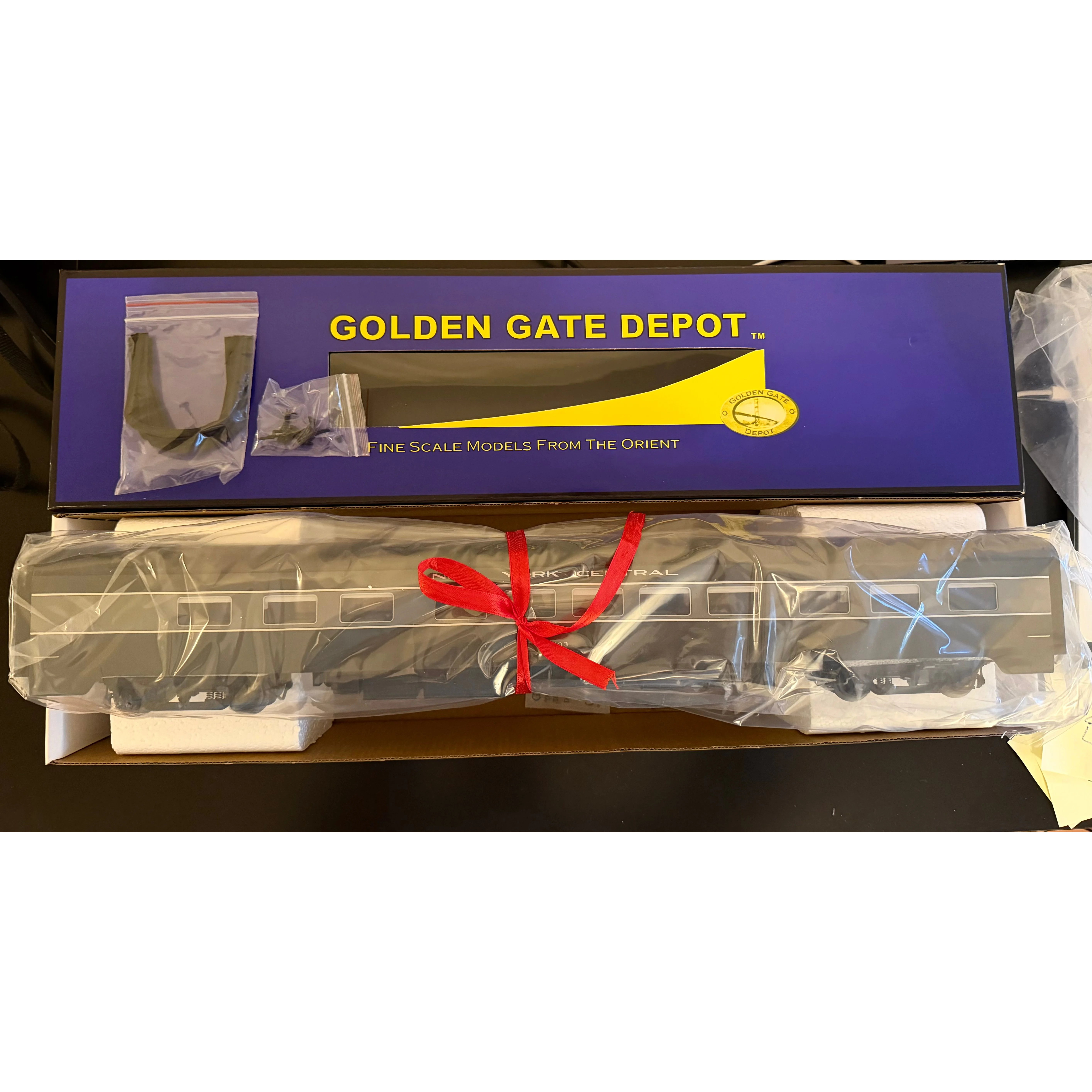 Golden Gate Depot O 3R NYC 1948 20th century Diner Passenger Car NIB - Image 1