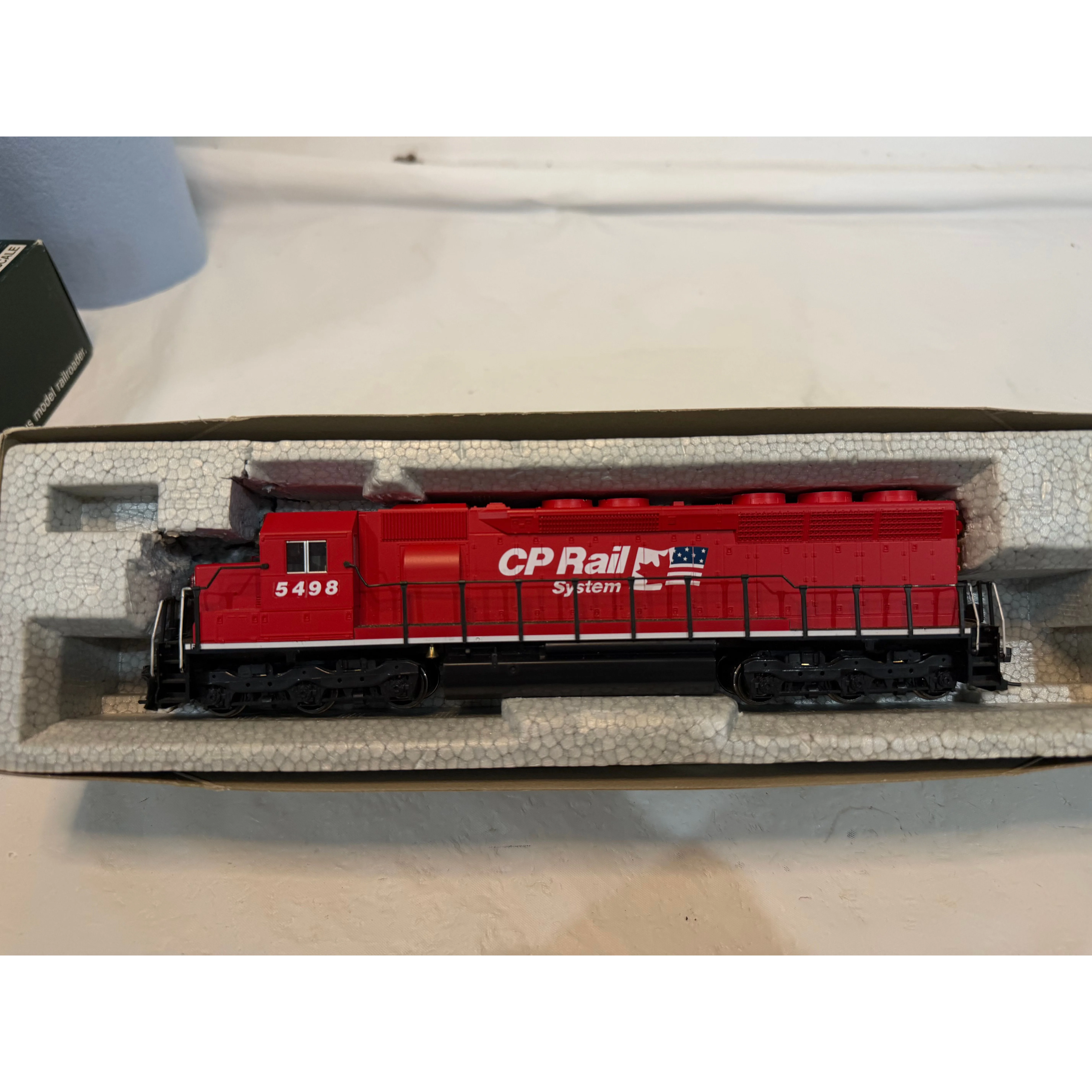 Kato Ho Scale EMD SD45 CP Rail Locomotive