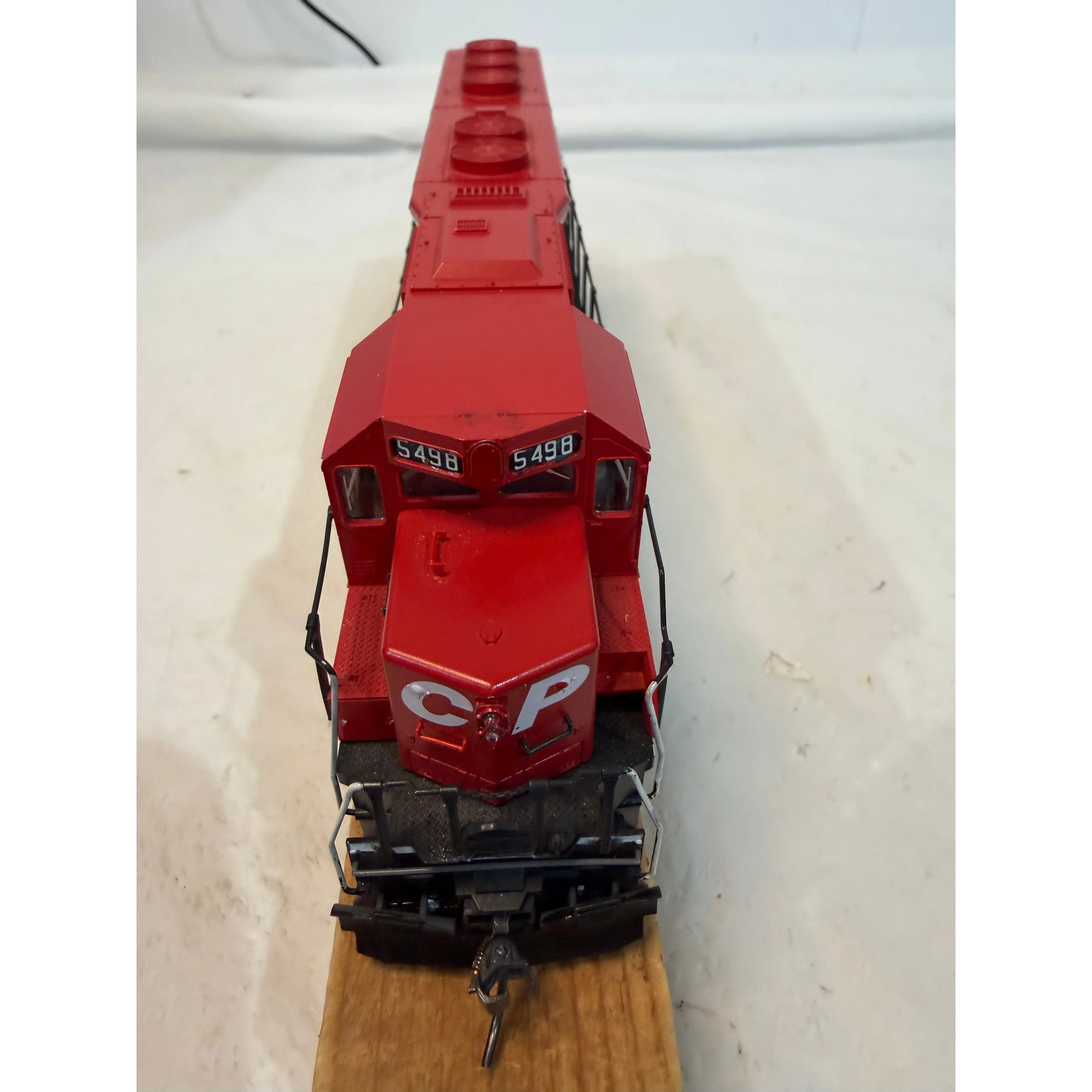 Kato Ho Scale EMD SD45 CP Rail Locomotive — photo 6