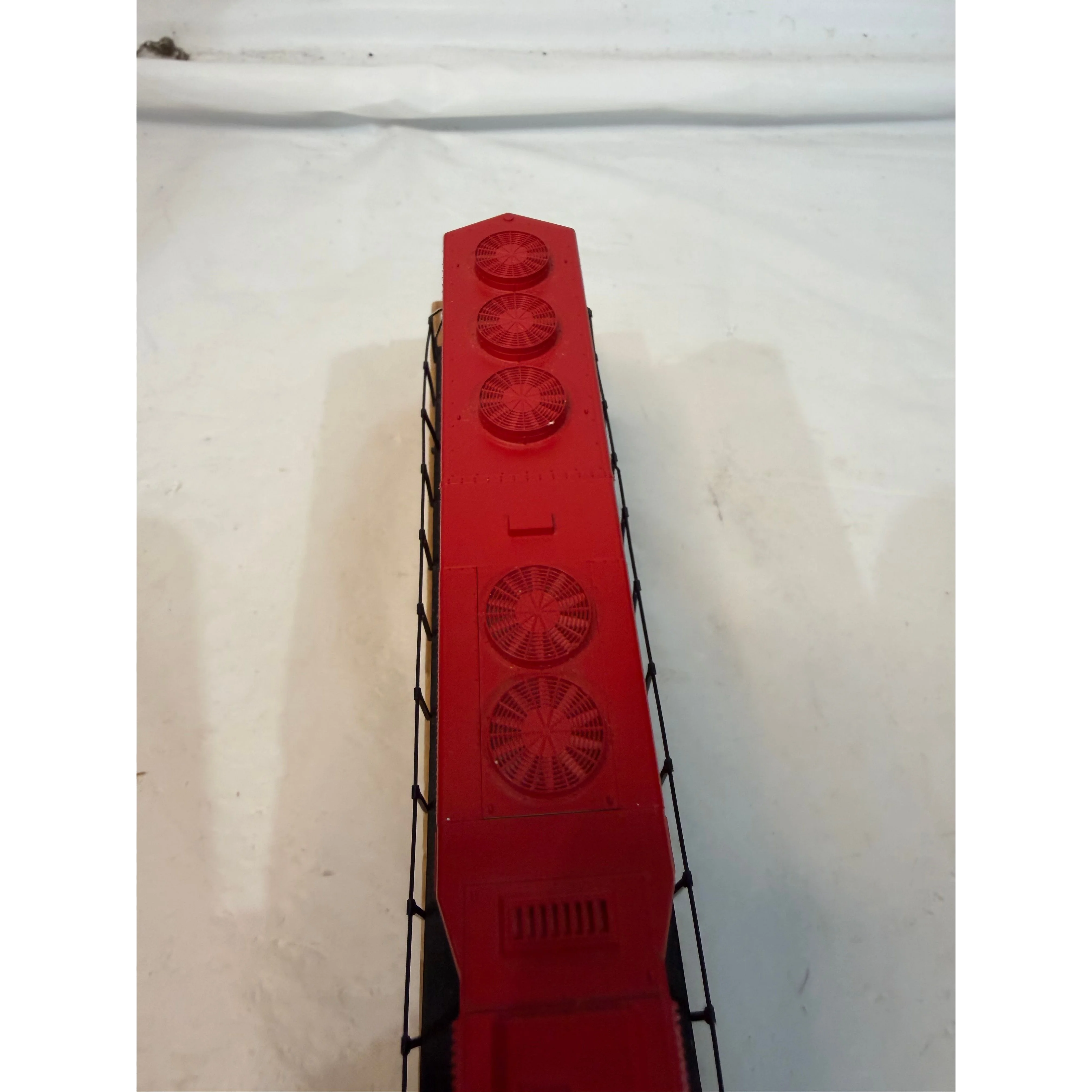 Kato Ho Scale EMD SD45 CP Rail Locomotive — photo 7