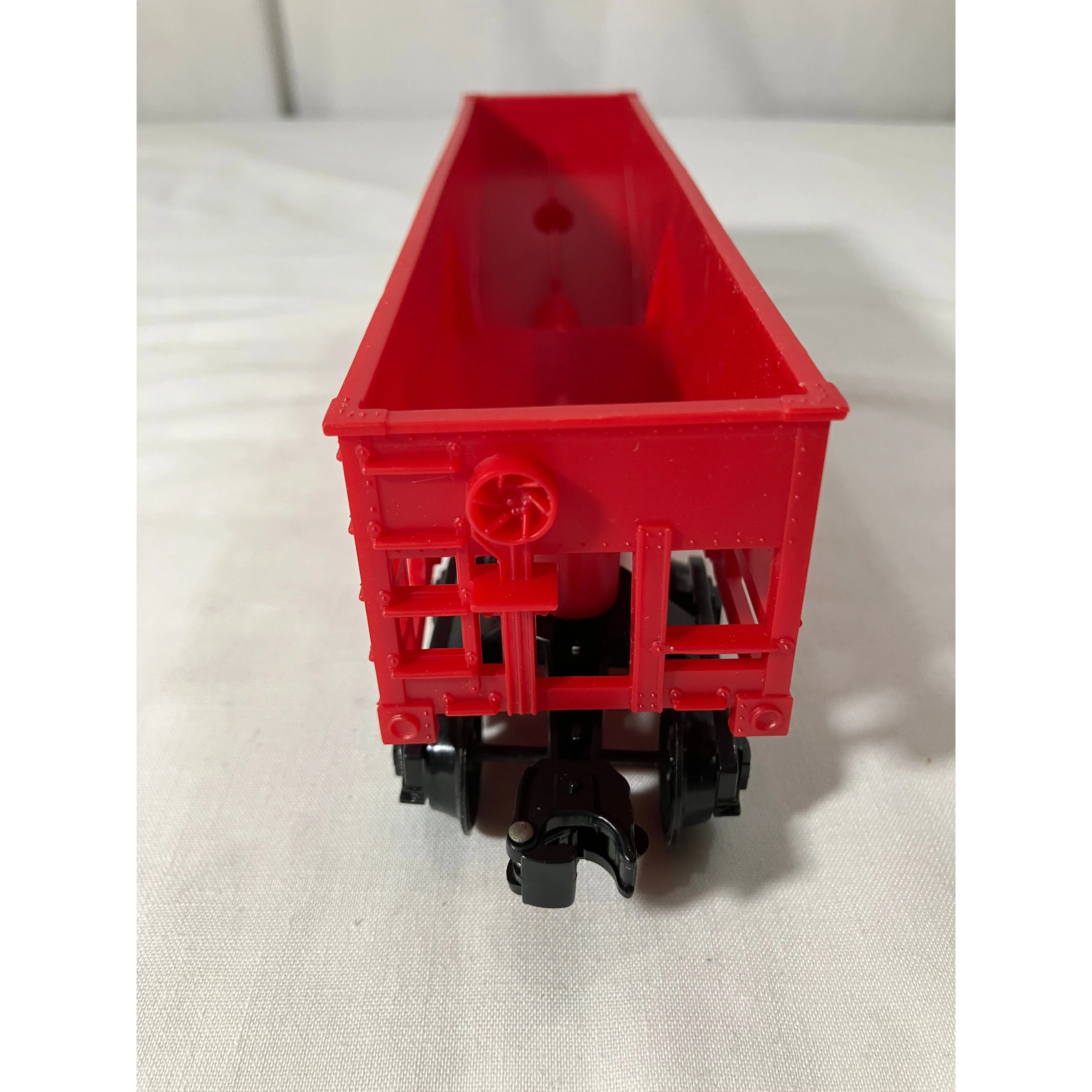 Lionel 6-9013 O scale 3-rail Canadian National Hopper — photo 4