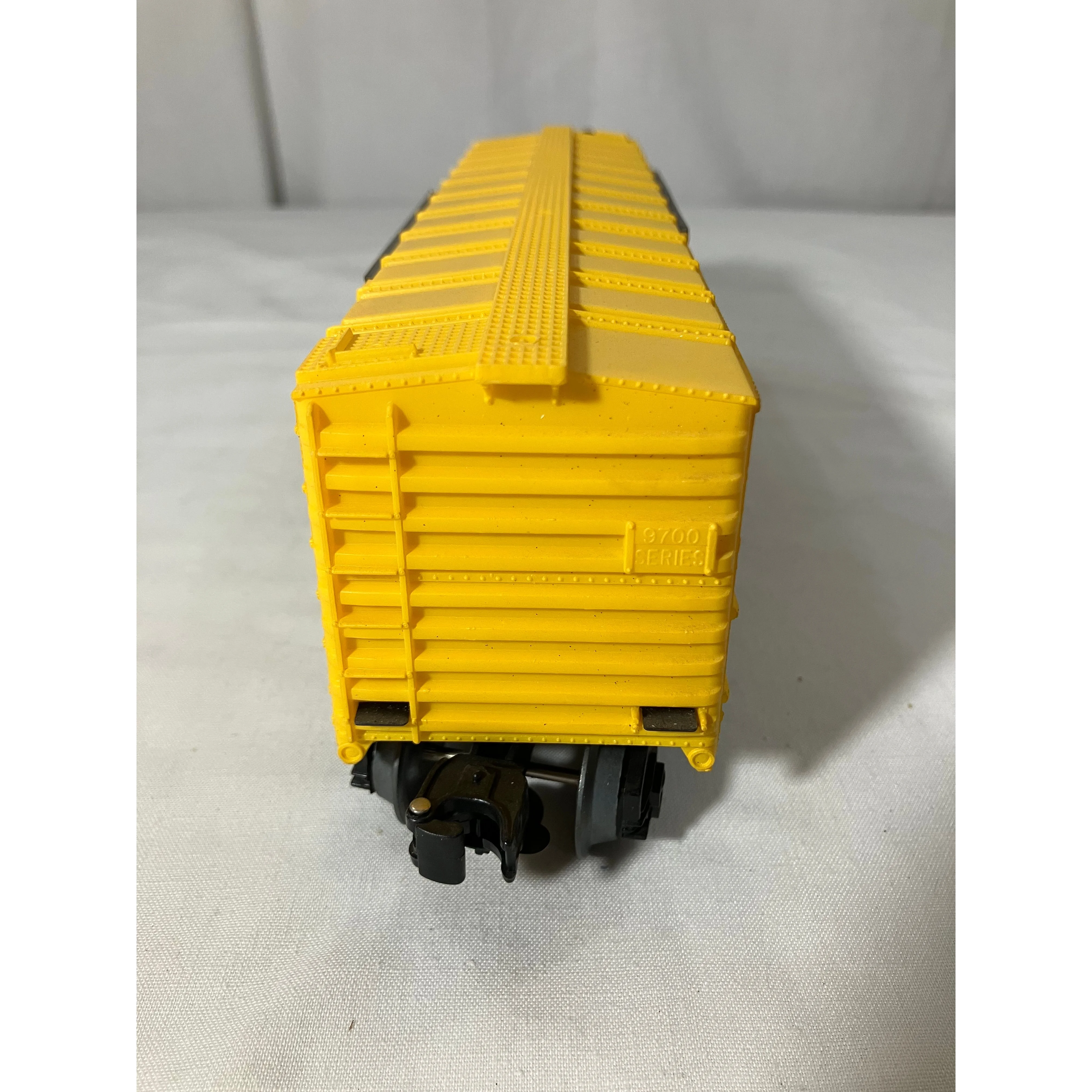 Lionel 6-9445 O scale 3-rail  Maine Central boxcar — photo 4