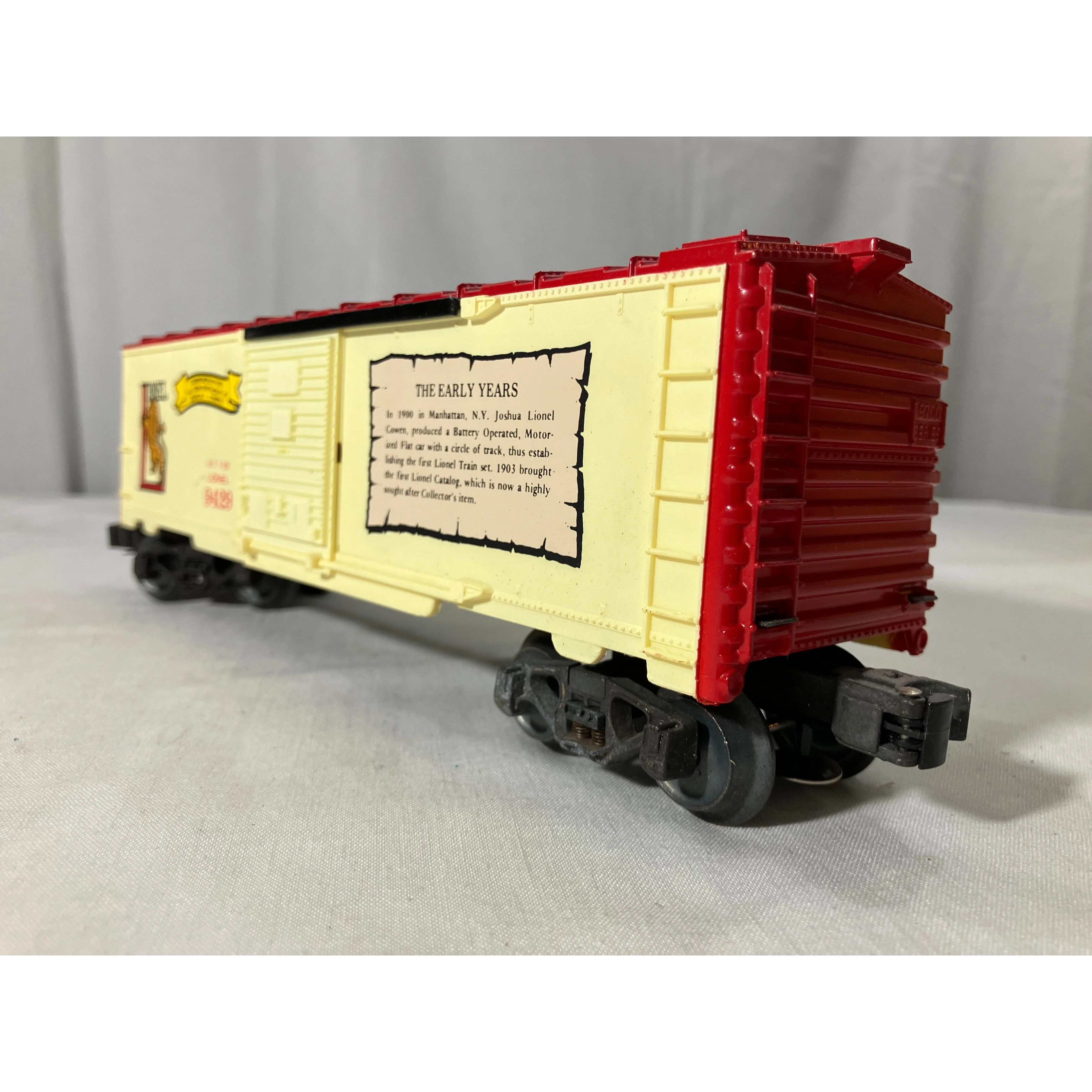 Lionel 6-9439 O scale 3-rail boxcar honoring Joshua Lionel Cowen’s 100th birthday — photo 2
