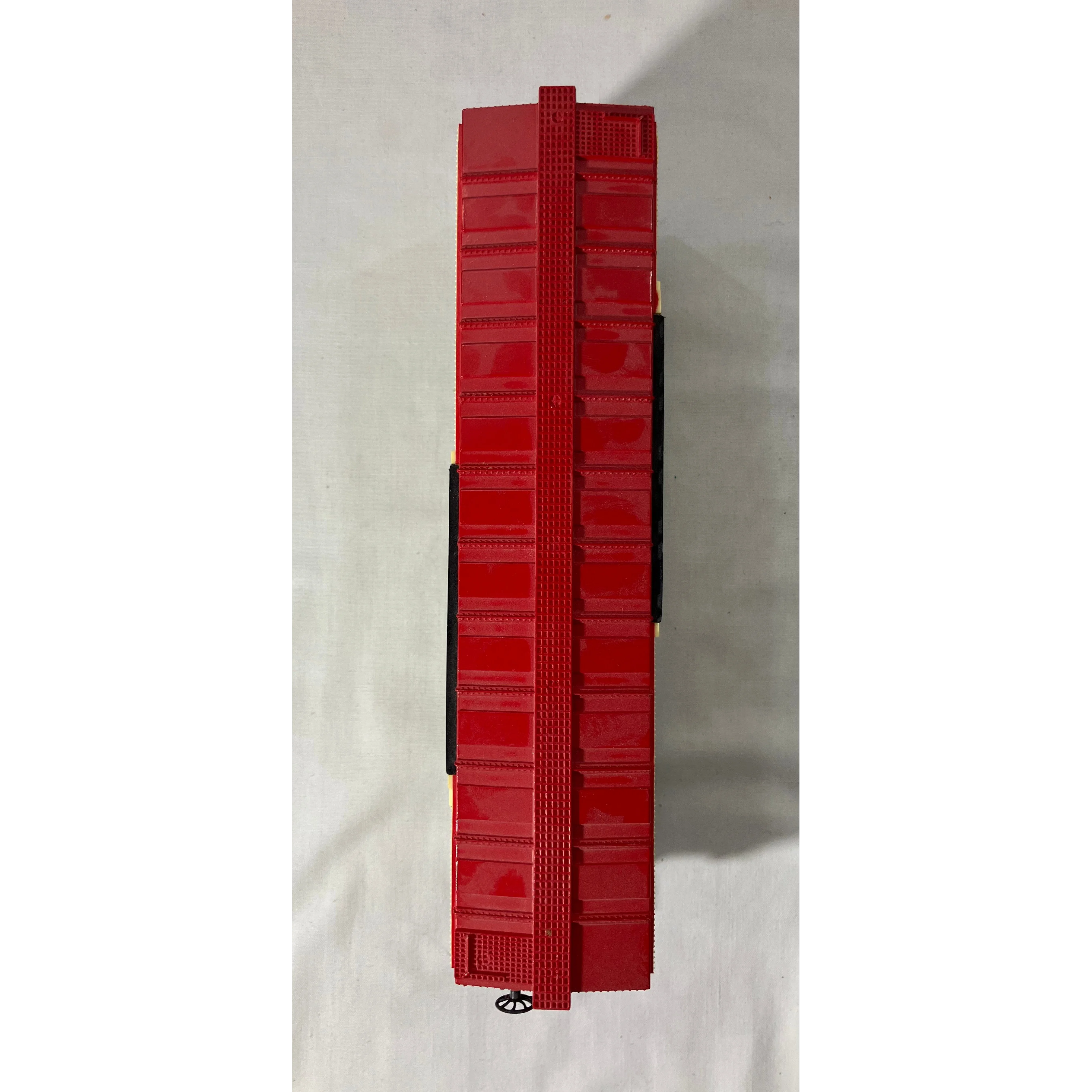 Lionel 6-9439 O scale 3-rail boxcar honoring Joshua Lionel Cowen’s 100th birthday — photo 6