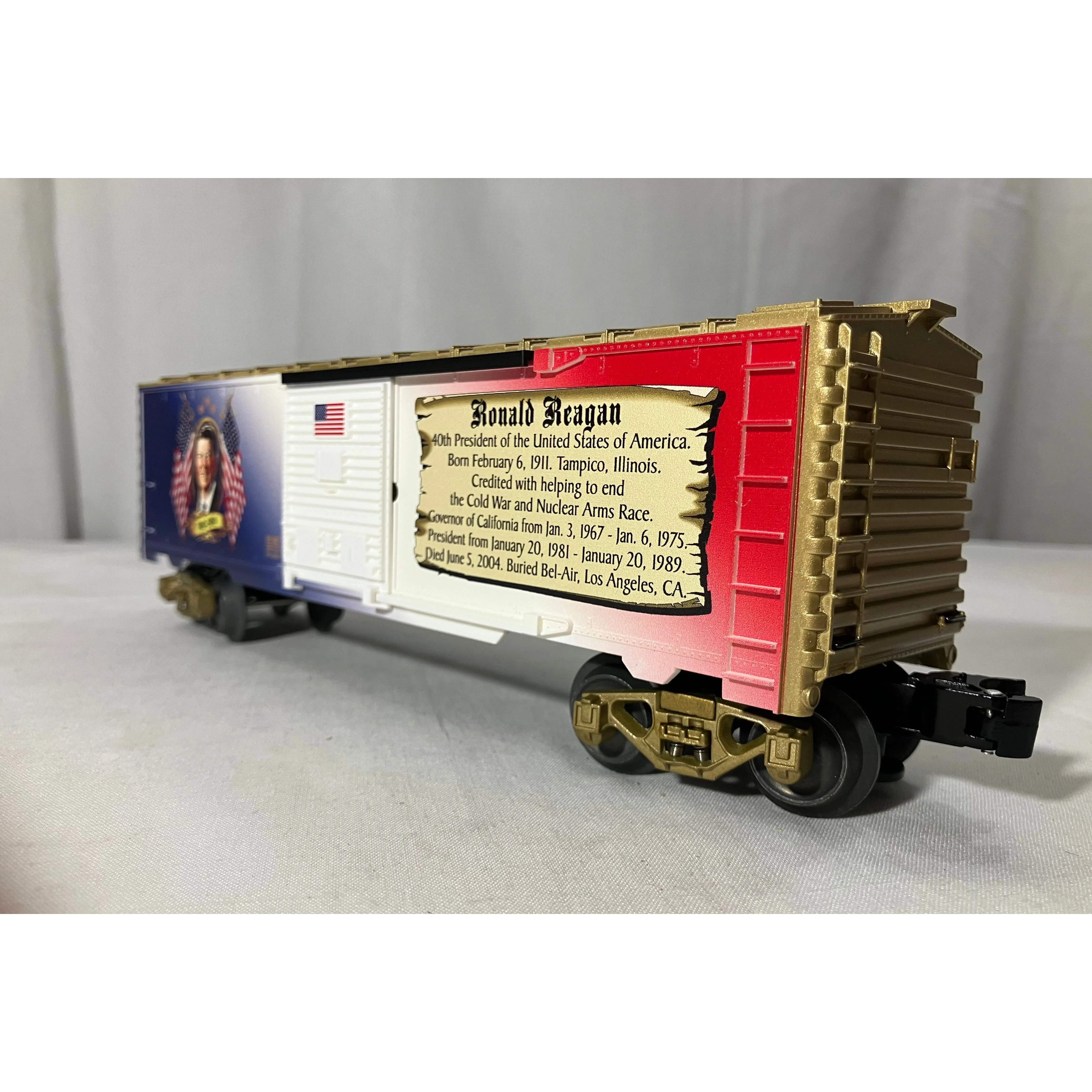 Lionel 6-81487 O scale 3-rail President Ronald Reagan boxcar — photo 2